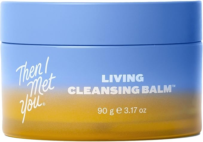 The Ultimate Guide to Choosing Between Oil-Based vs. Water-Based Skincare Products