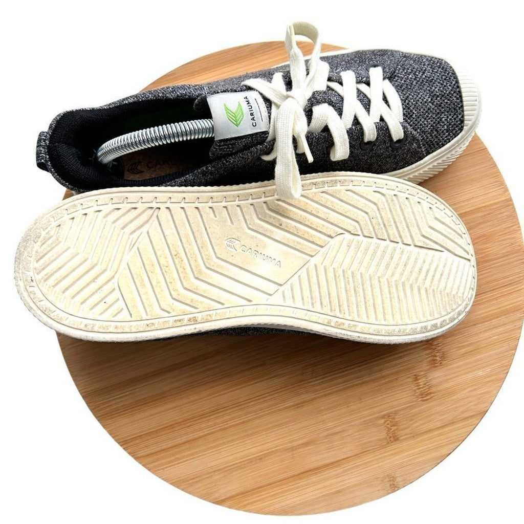 Cariuma Women's Sneakers Size 8.5 Grey Canvas White Lace Up