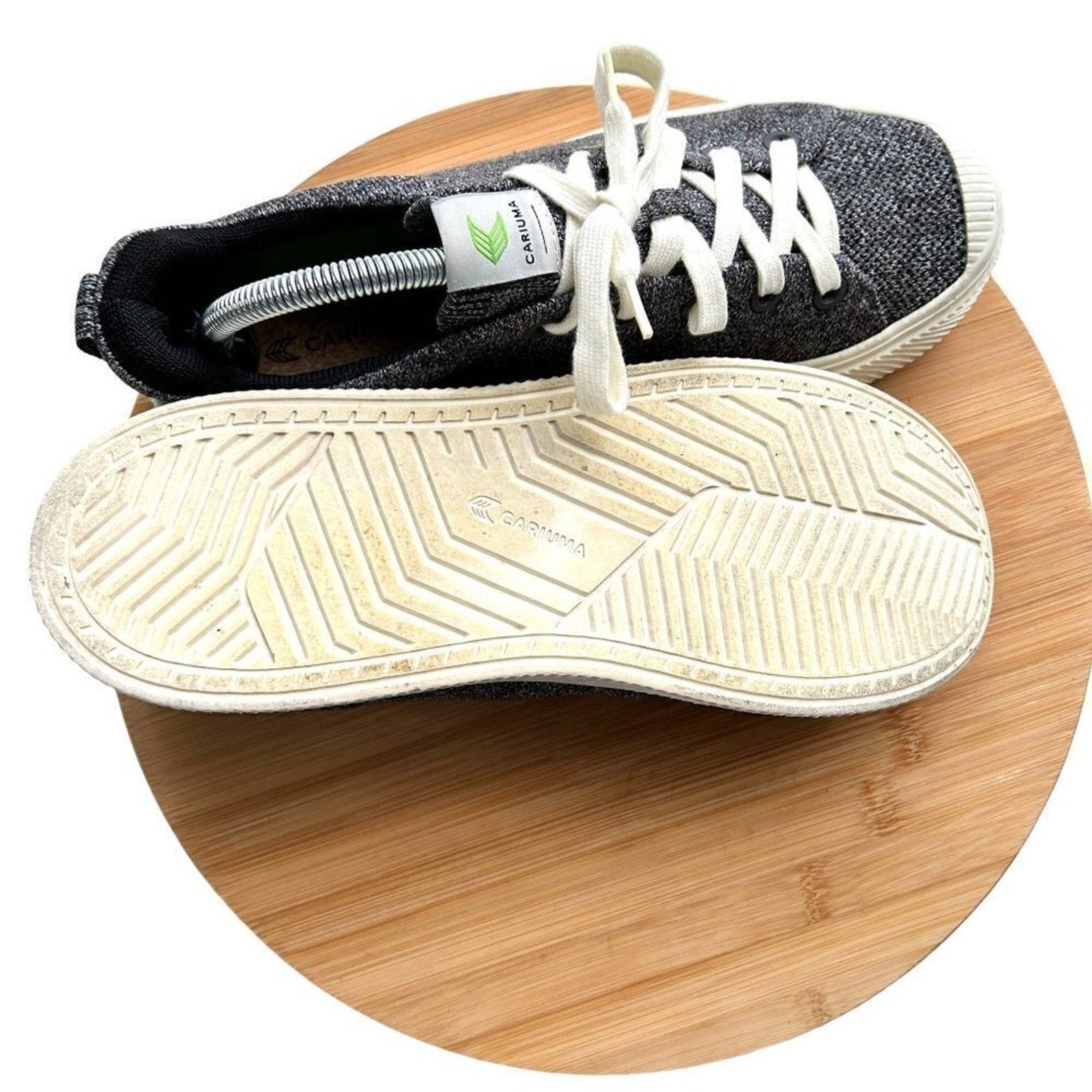 Cariuma Women's Sneakers Size 8.5 Grey Canvas White Lace Up