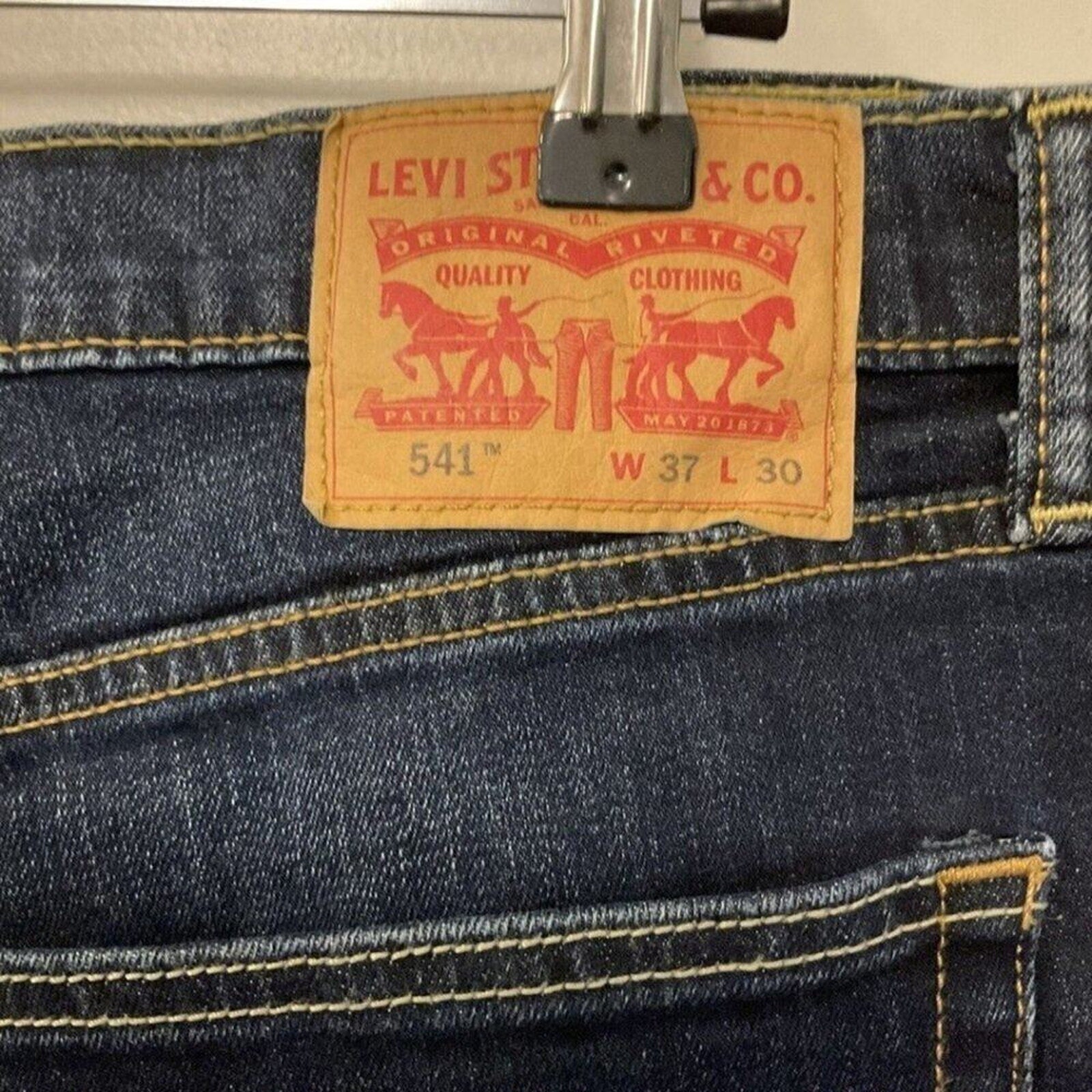 Levi's 541 Athletic Stretch Jeans Blue Size ( 37"X30" ) NEW without tags