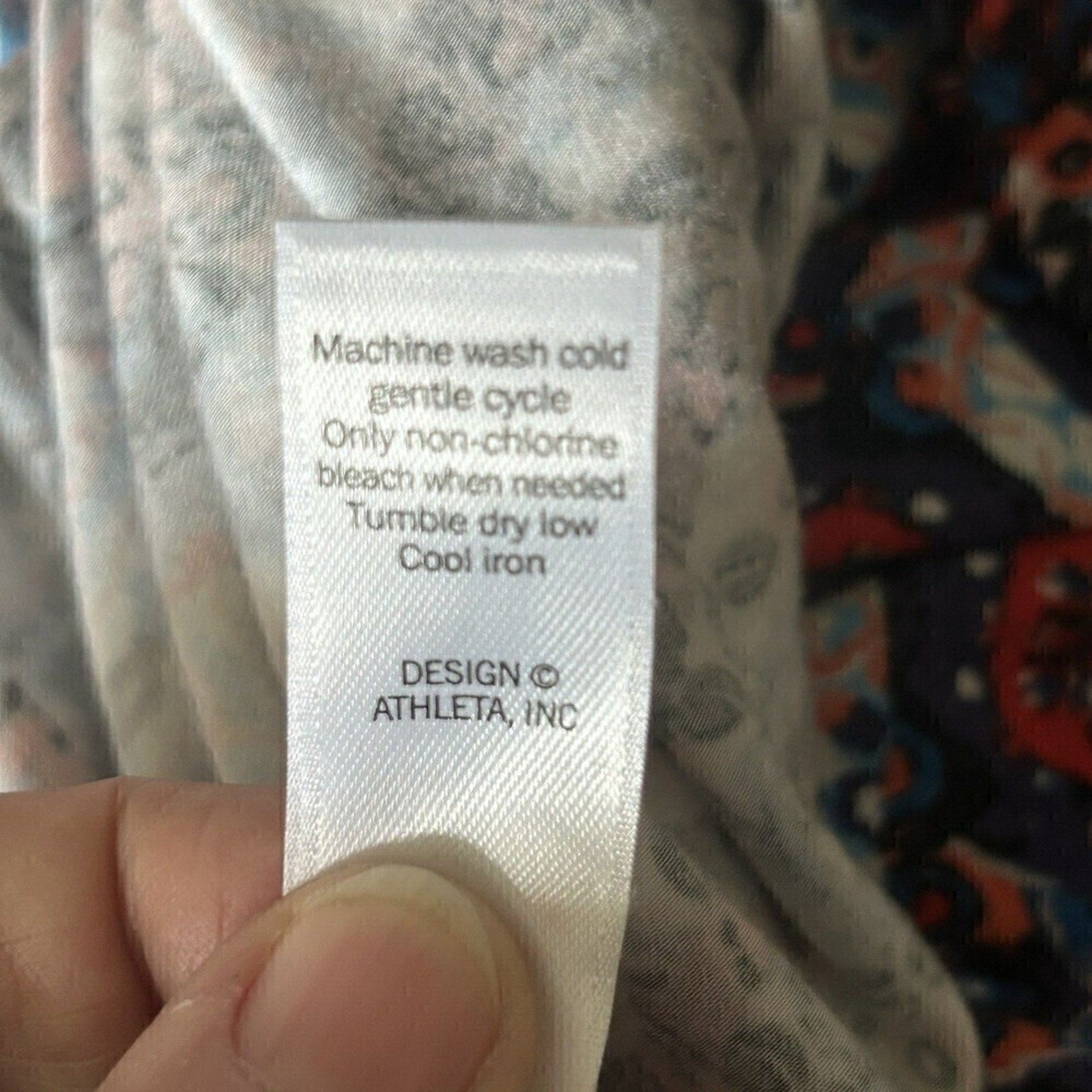 Athleta sleeveless stretchy A-line dress size M (8–10) geometric pattern #H1280