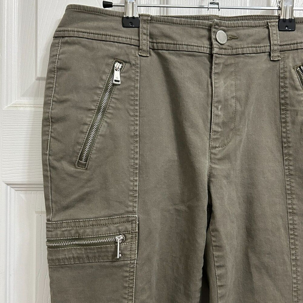 Lauren Ralph Lauren Women's Khaki Pants - Size 8 (31.5" x 27")