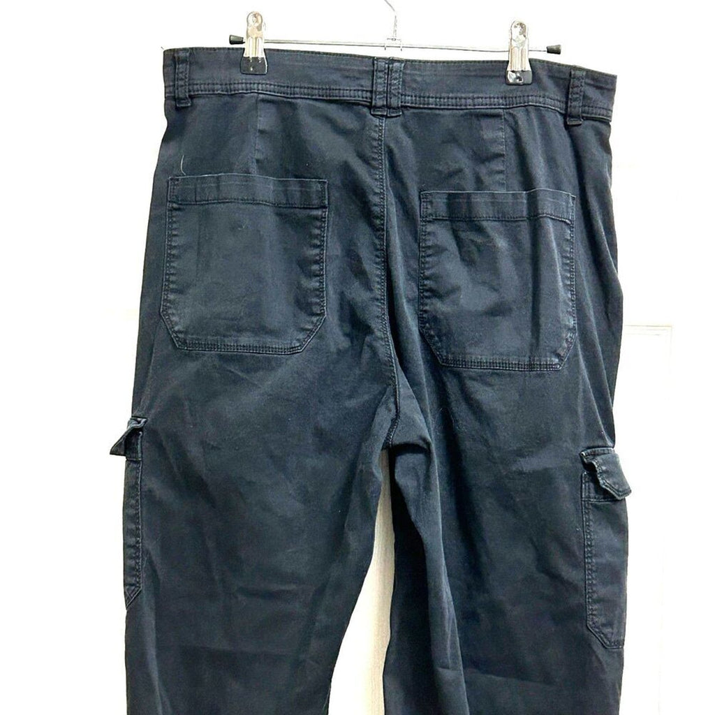 Arizona Jean Company Black Cargo Jeans Size 31 see Description below for details