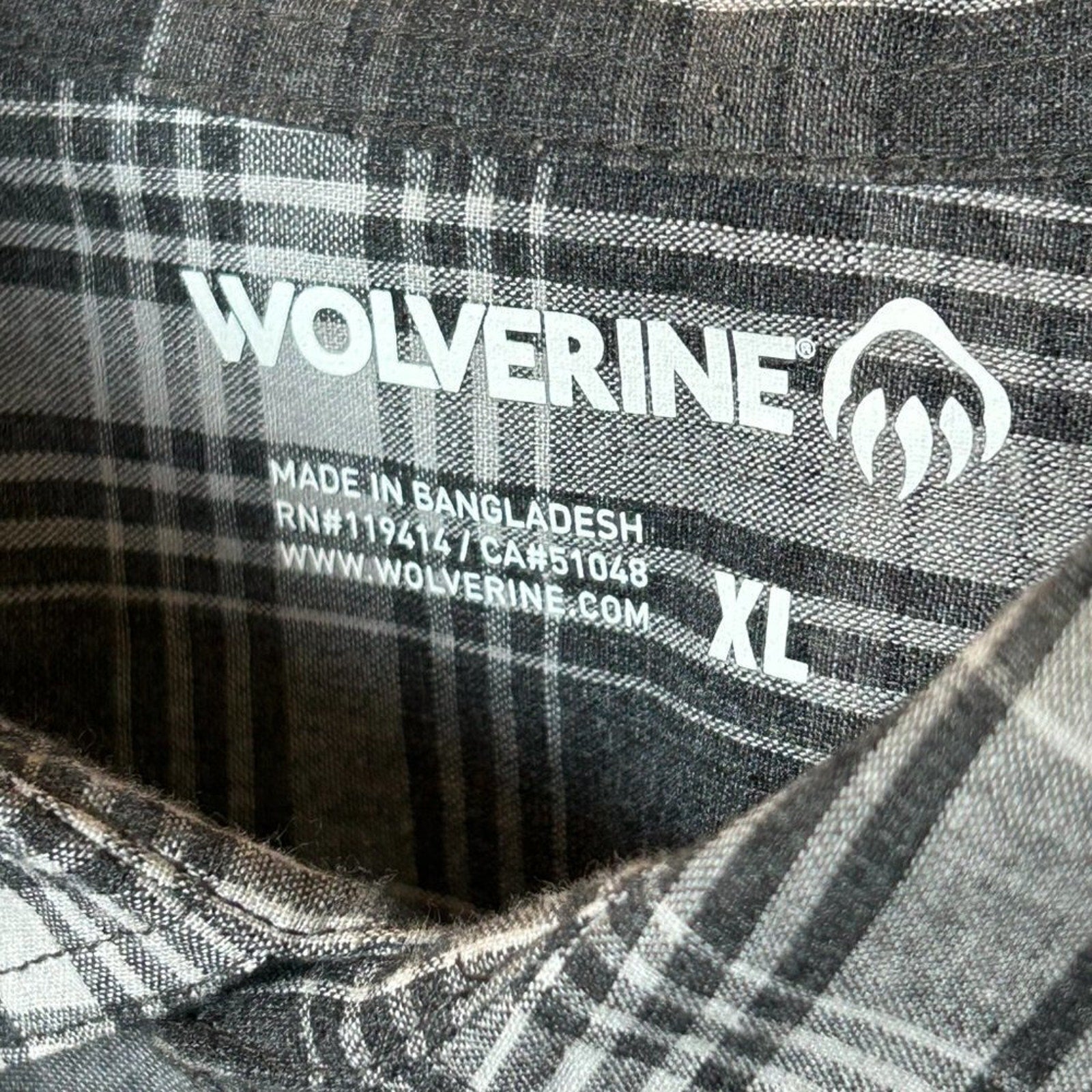 Wolverine Shirt Men's Size XL GREY Plaid Long Sleeve Button Down #F1216