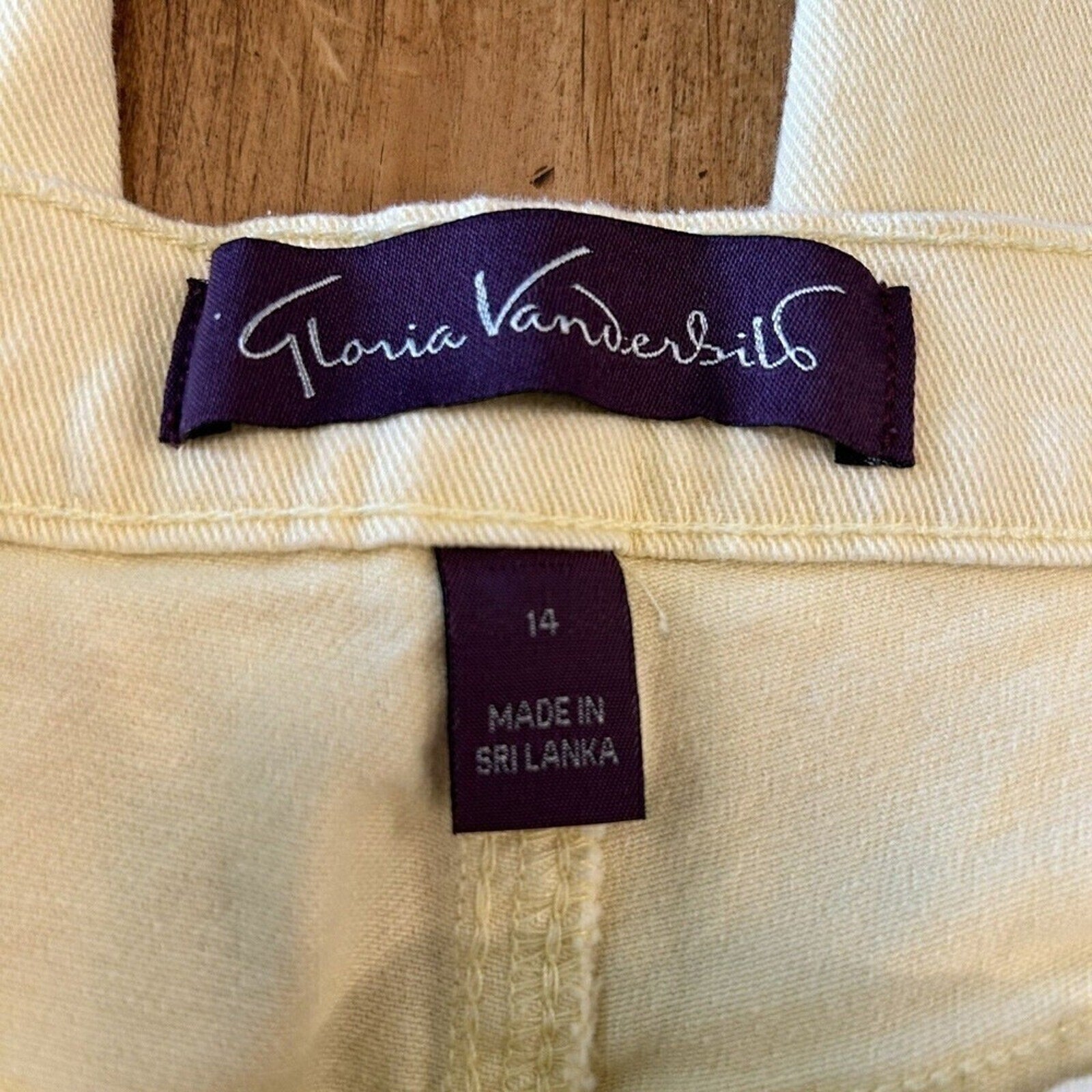 Gloria Vanderbilt High-Rise Jeans, Baby Yellow (not white), Size 14, #1115