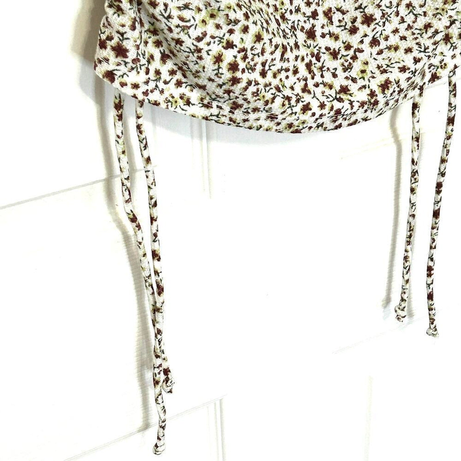 Popular 21 Womens Flower Pattern Top Sx. M, Drawstring Waist Crop #B1607