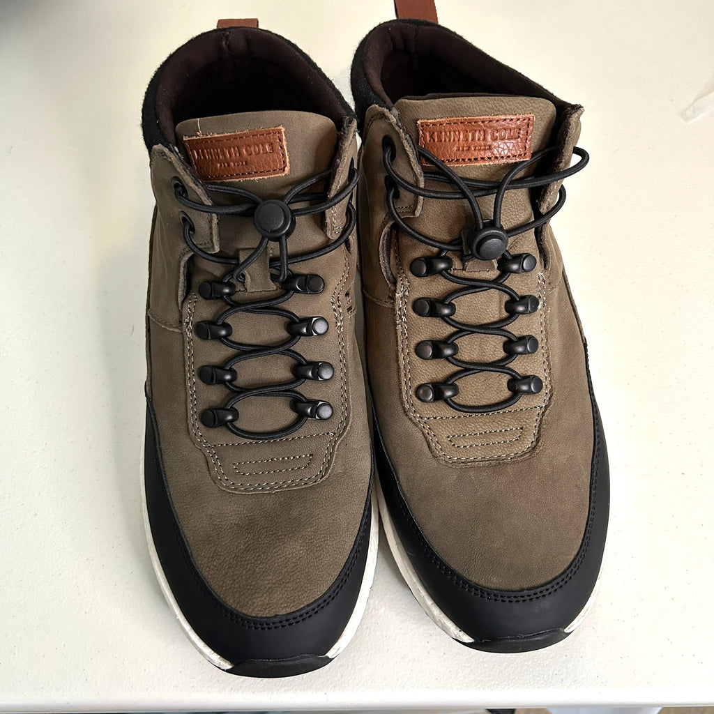 Kenneth Cole Women’s Hiking Boots Awareness Series — Size 9.5