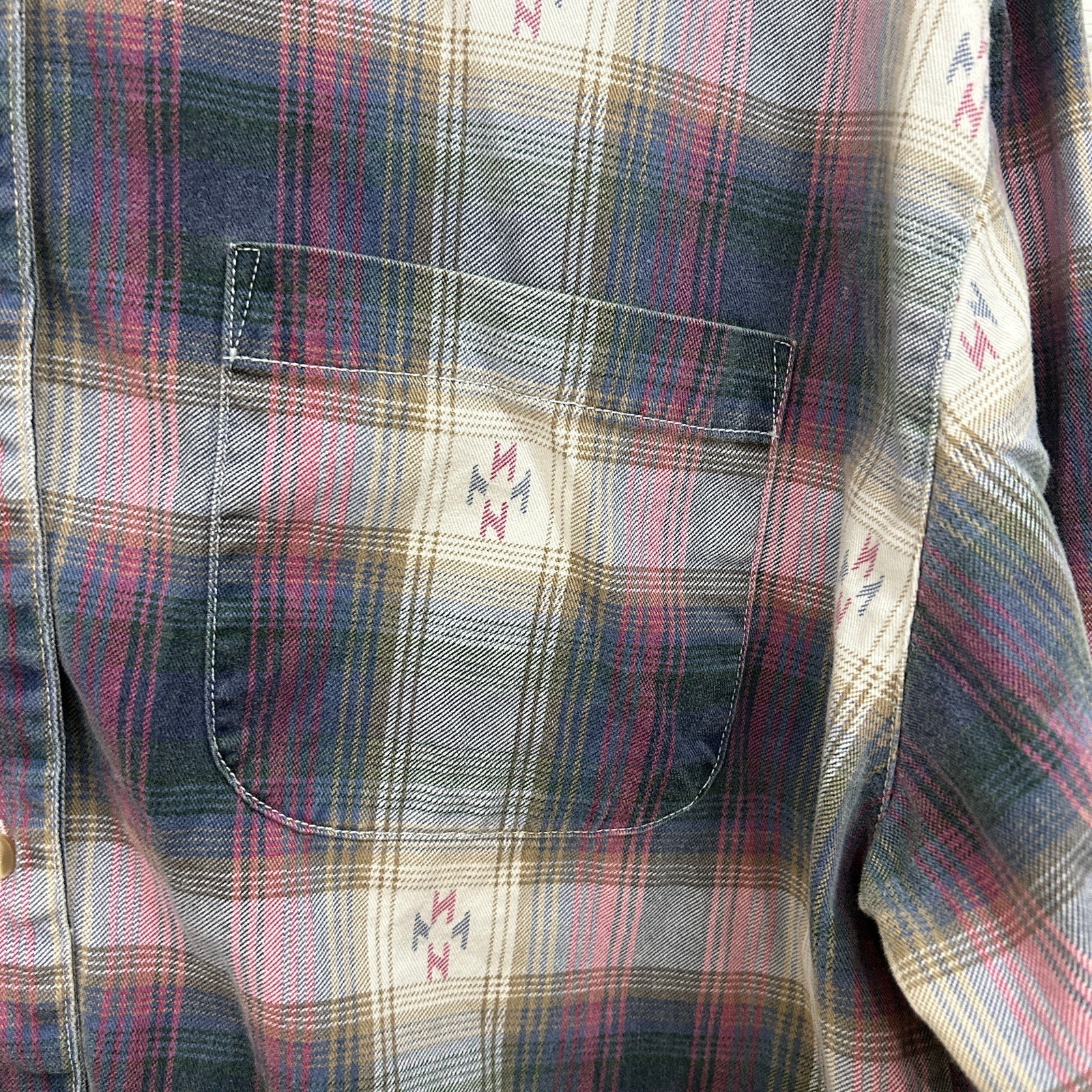 Nuovo County Seat Plaid Button Down Shirt Men’s Size L – Denim Collar