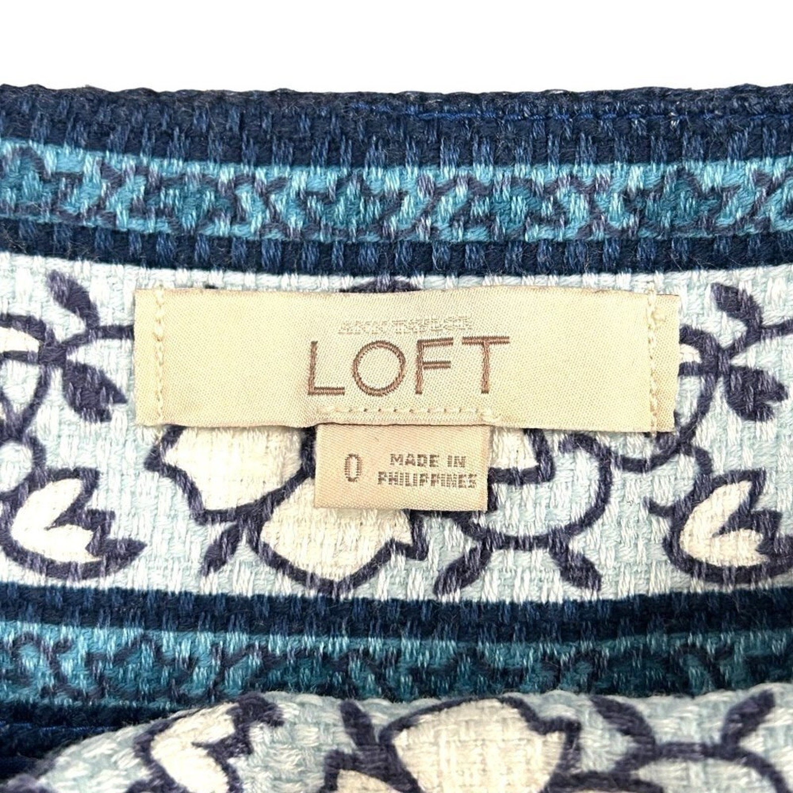 Ann Taylor Loft pencil skirt size 0 blue & white floral, lined cotton-blend #P1451