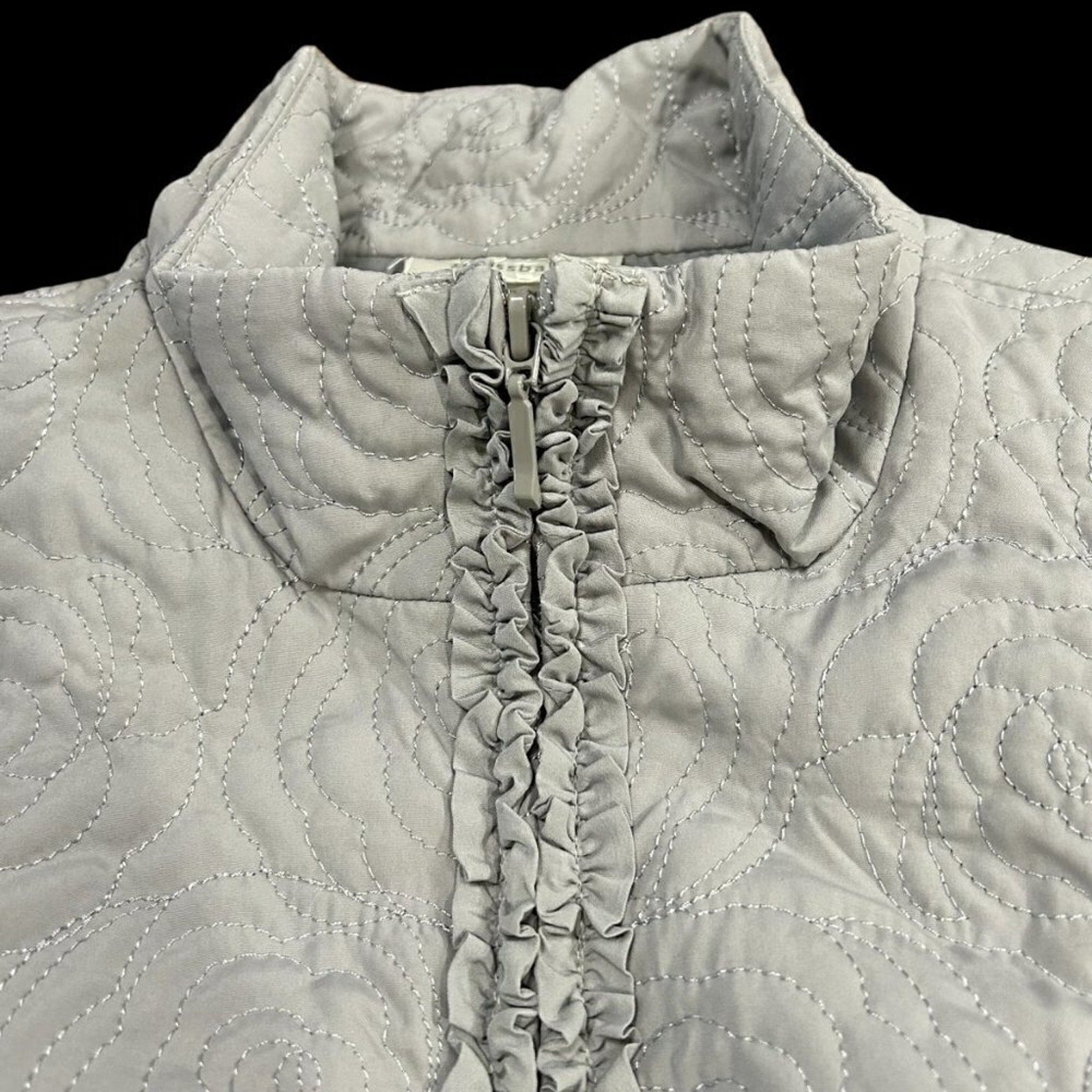 Dressbarn women’s gray floral stitch zip vest size 14/16 #L 1340