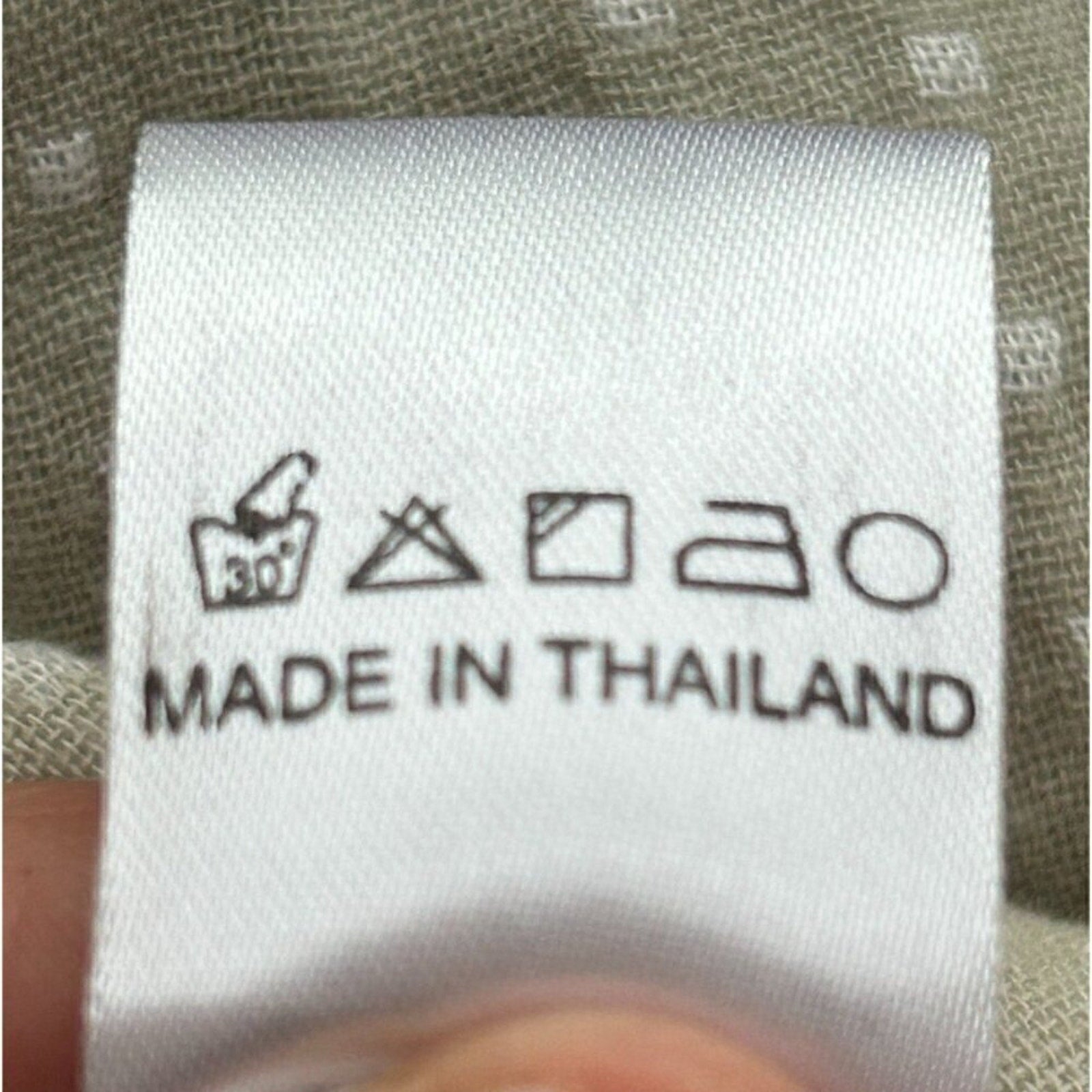 Hyena Women’s A-Line Dress Green Sleeveless Size Large (above the knee, 2 pockets)