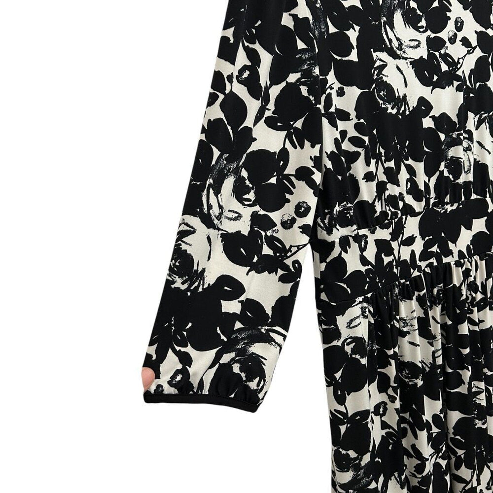 Lily Women’s Maxi Dress Size S Black White Floral Pattern Spring Summer