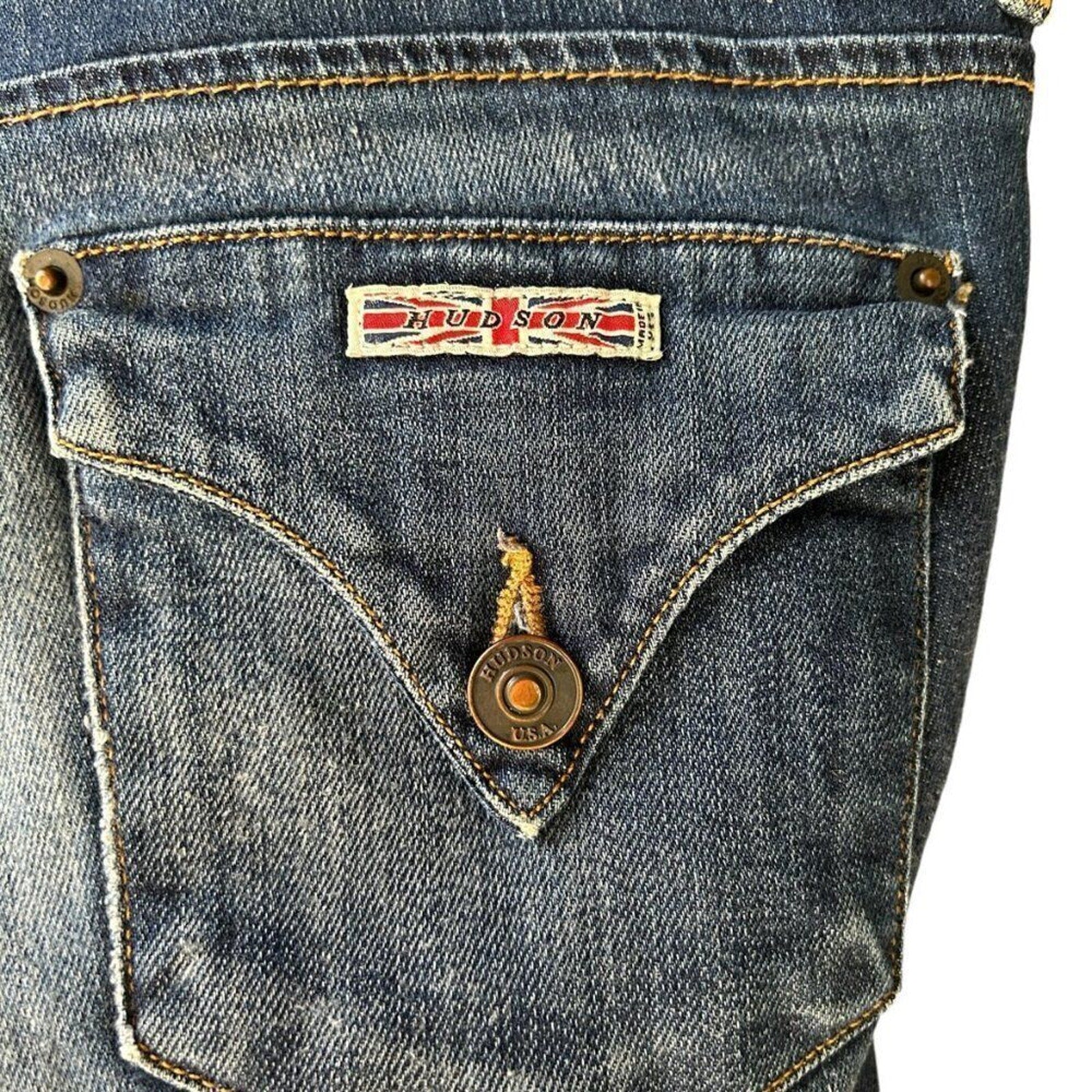 Hudson Jeans Women's Stretchy Size 26 Dark Blue Wash