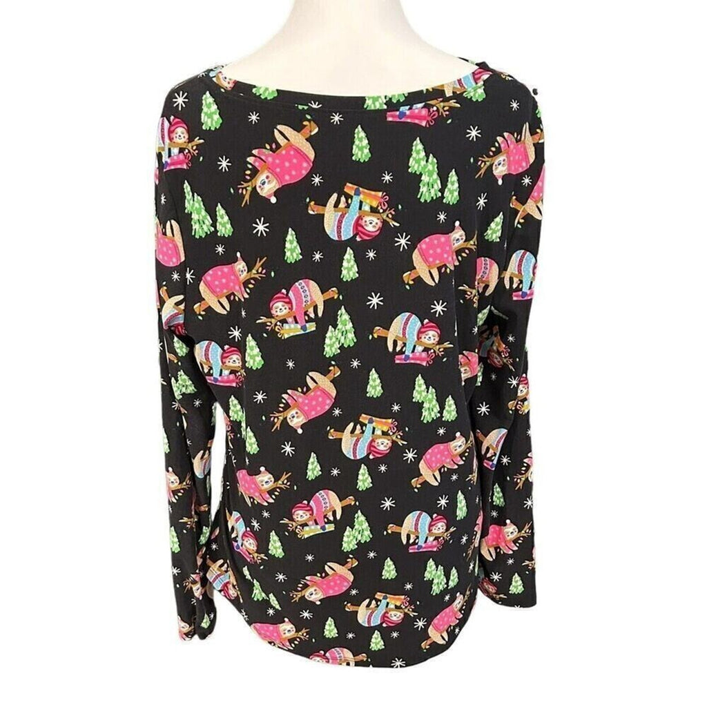 No Boundaries Womens Christmas Holiday Top Sz 2XL V-Neck Poly Spax Bears #K1353