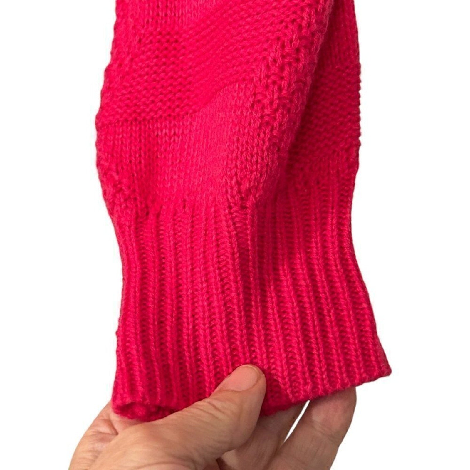 Women's Sweater Size Small Pink Crew Neck Acrylic Checked Pink Design #O1421