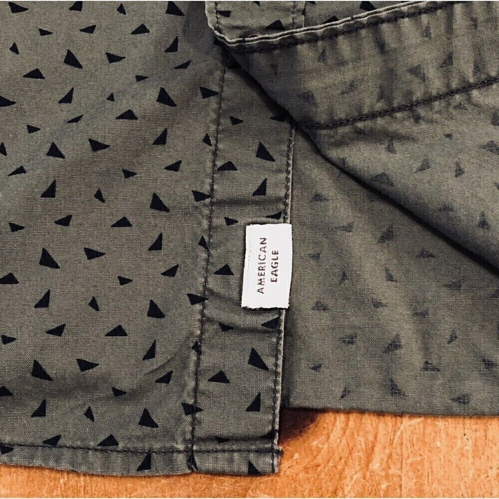 American Eagle Women’s Green Button-Up Casual Shirt – Size S, Long Sleeve