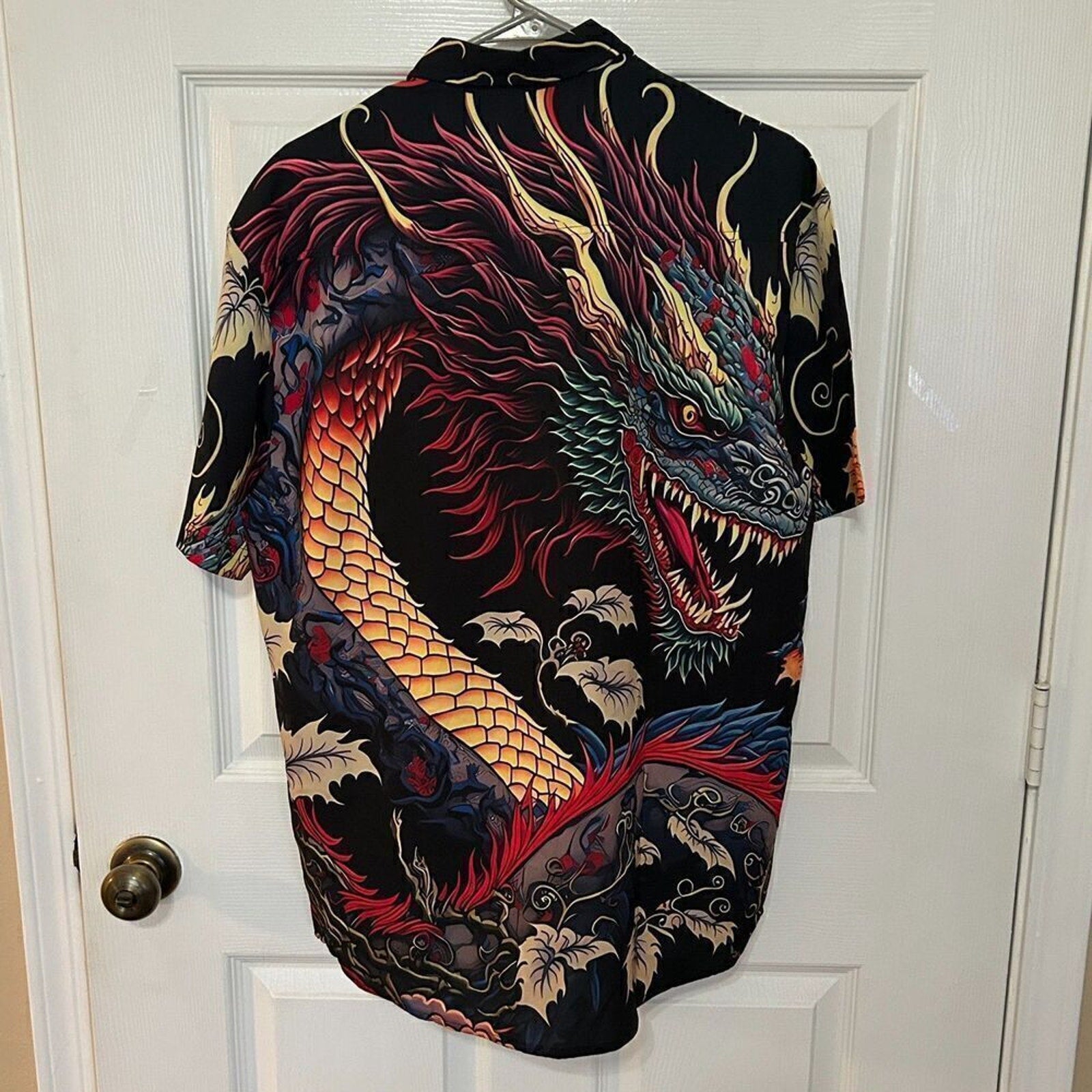 Alohadaddy Men’s Chinoiserie Dragon Shirt Size M – New with Tags #H-15