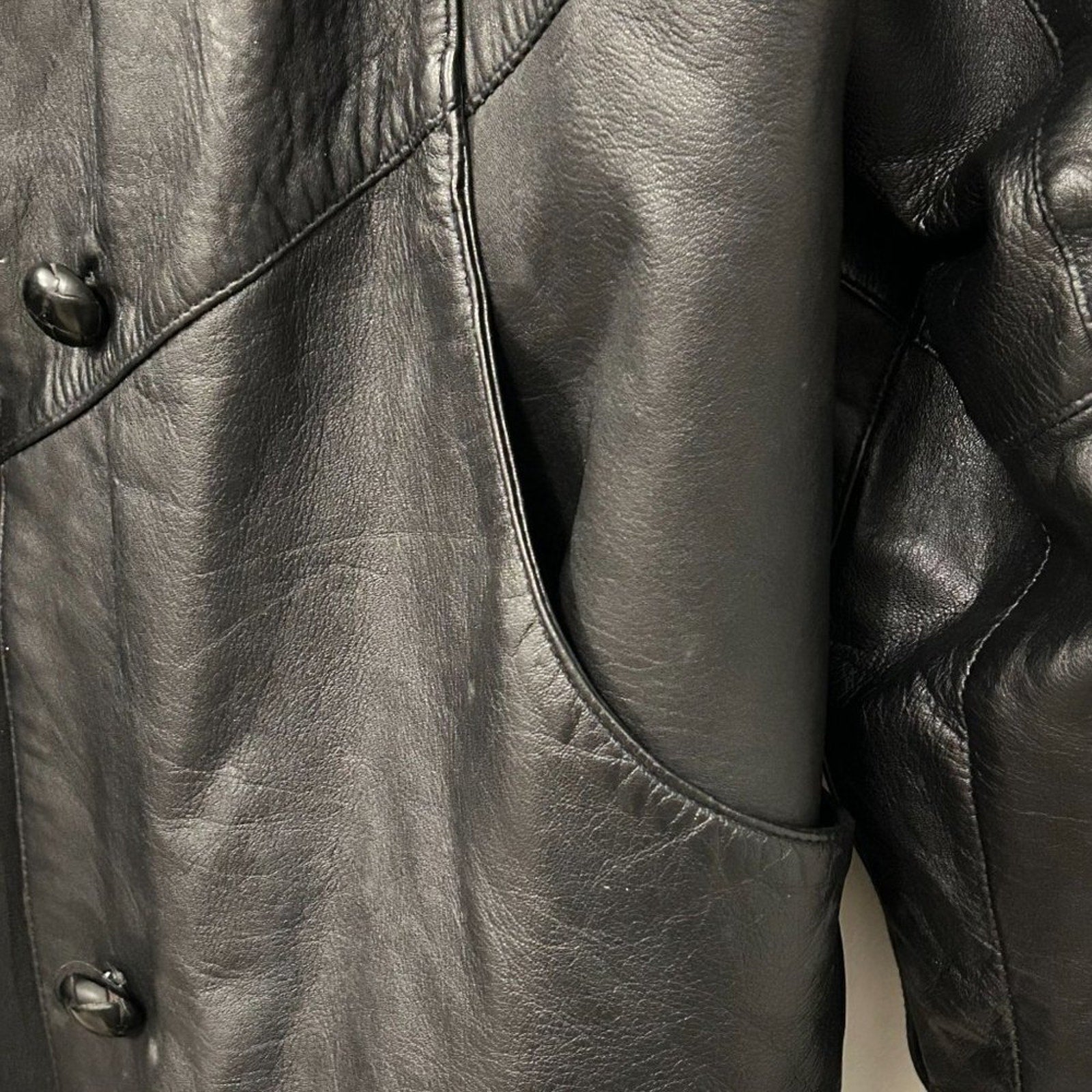 London Fog Men's Vintage Black Leather Jacket Size Medium Button Front #BH