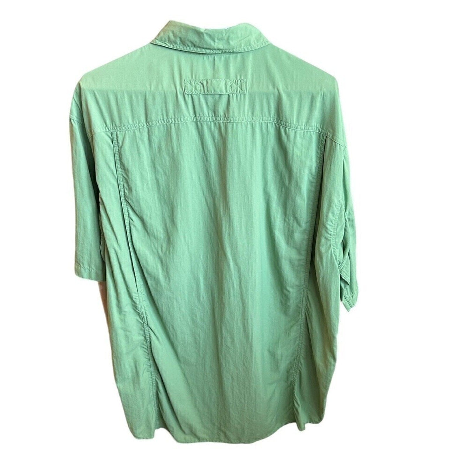 Duluth Trading Green Nylon Short Sleeve Shirt Outdoor Men's Size L/T #E1200