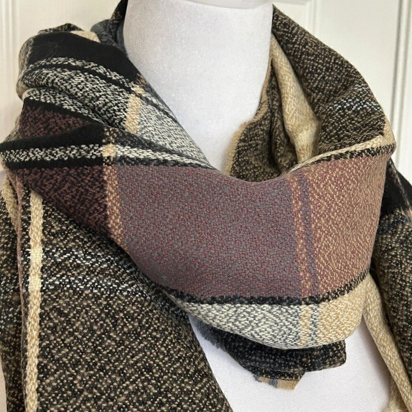 Women's Scarf Fall / Winter Fashion Meet Function 68" Long 29" Wide #1608