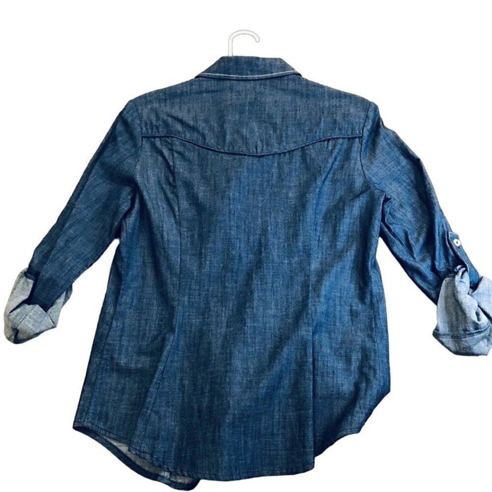 Chelsea & Violet Floral Embroidered Chambray Shirt Small