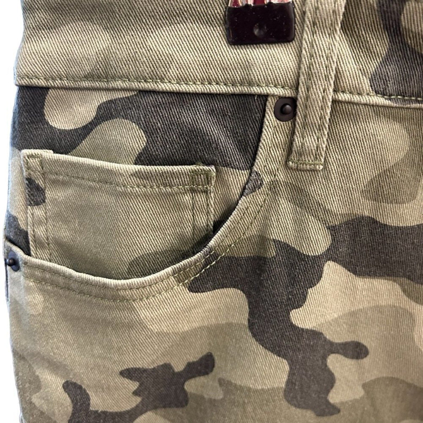 NILI Lotan Green Women's Green Camo Print Jeans Size 14 Hi-Rise #L1380