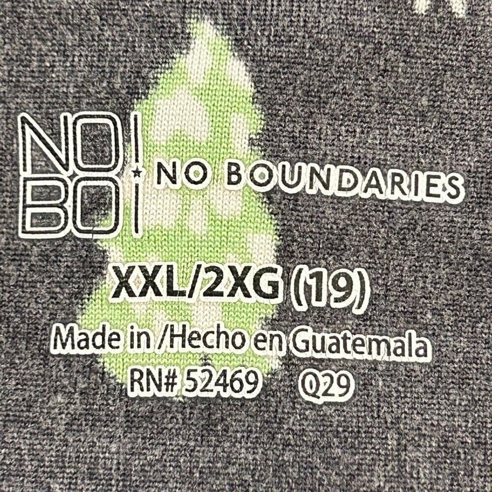 No Boundaries Womens Christmas Holiday Top Sz 2XL V-Neck Poly Spax Bears #K1353