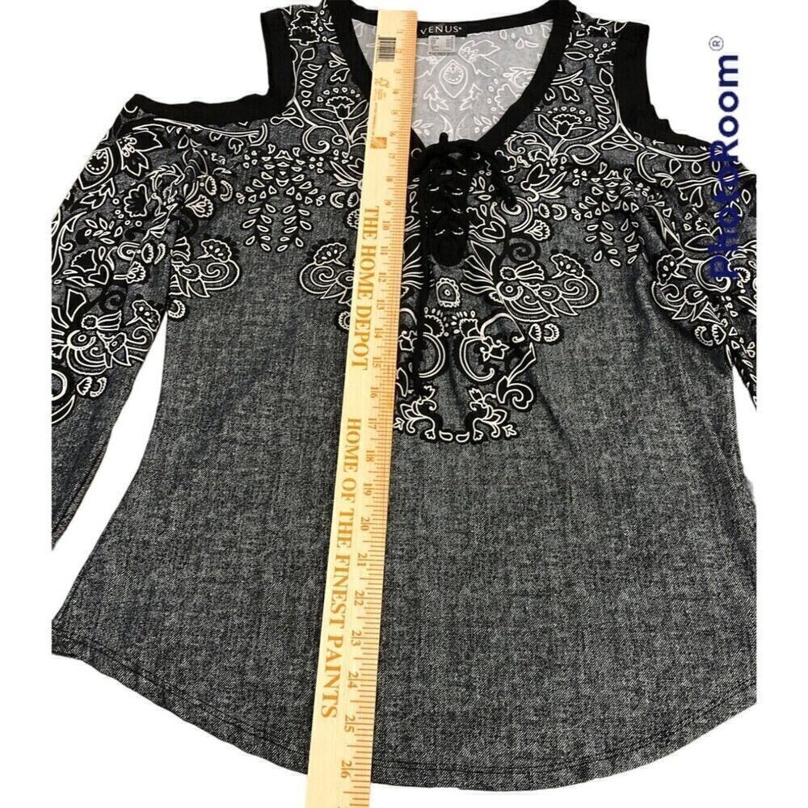 VENUS Gray Long Sleeve Top/Blouse Black Trim Draw String Front Closure Sz.(M)