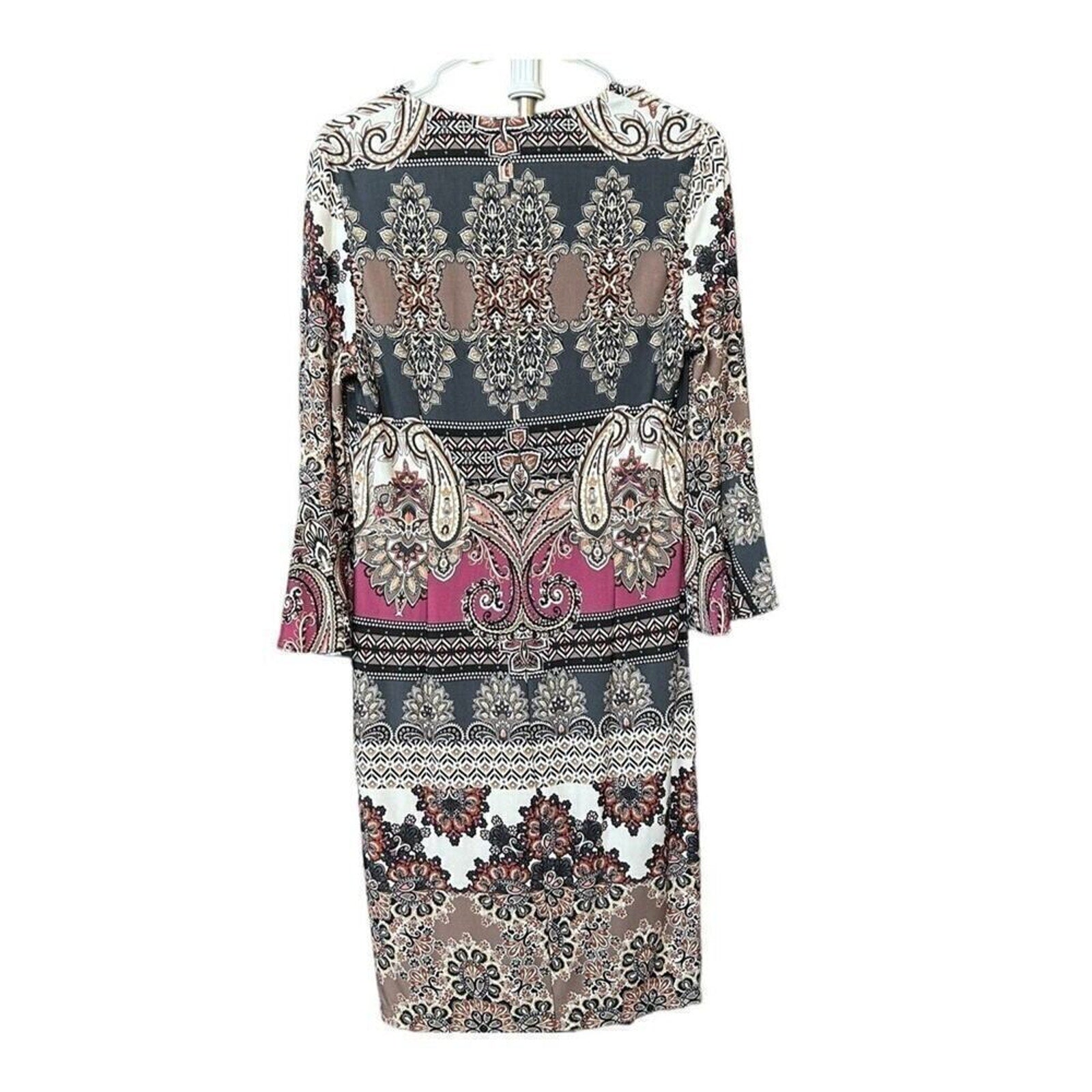 Leslie Fay Women’s Print V‑Neck, 3/4 Bell Sleeve, Lined Dress – Size 8 (HGR)