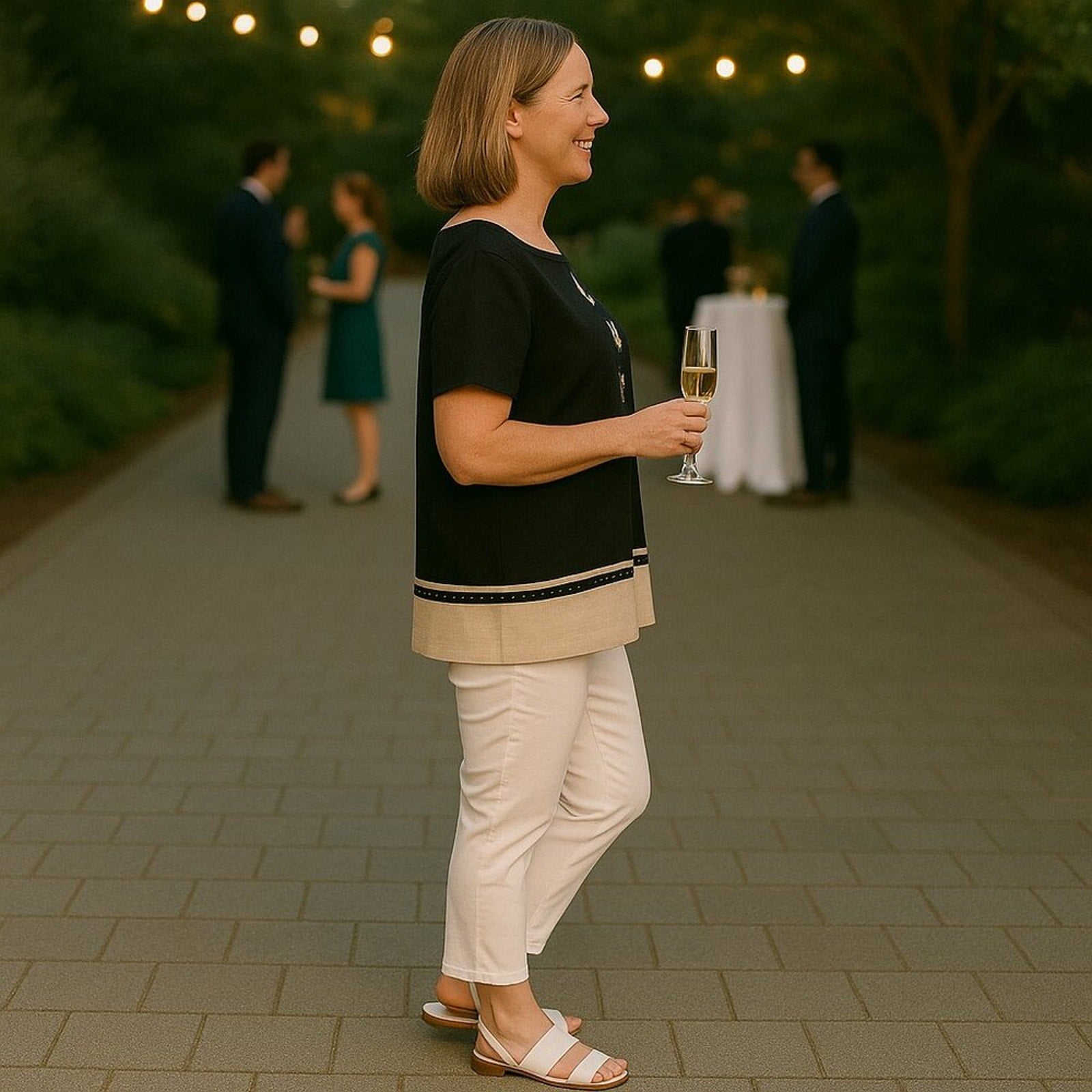 Virgo Women's Tunic Top Size 10, Black / Cream Gold Studs Rayon / Poly Blend #BH