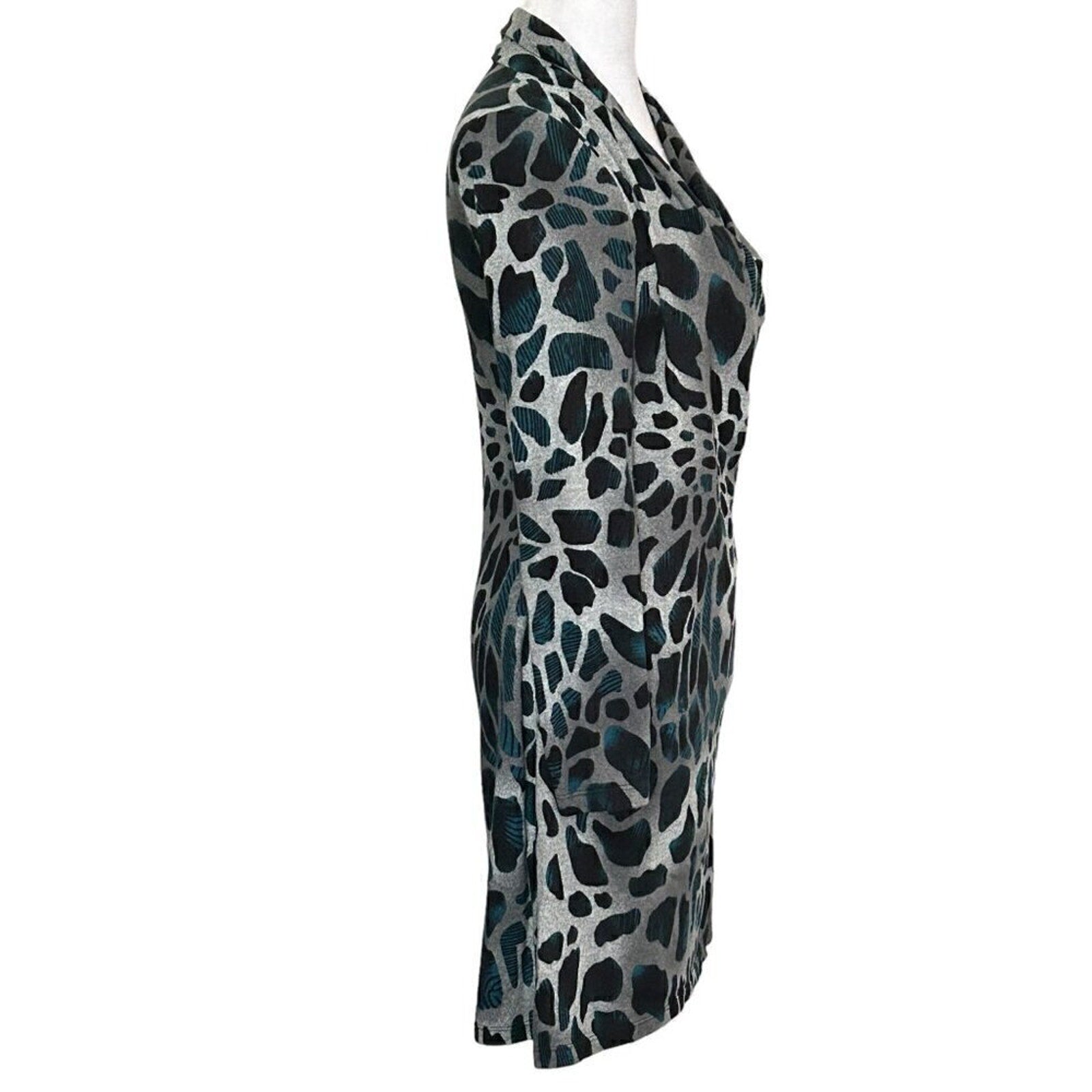 118 by Walter Baker Women’s Dress – Size Medium, Black & Grey Animal Print, Soft Flowing Fabric
