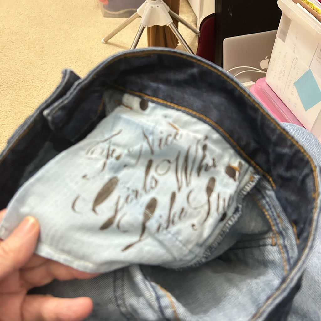 Juicy Couture Women’s Blue Straight Leg Jeans Size 27