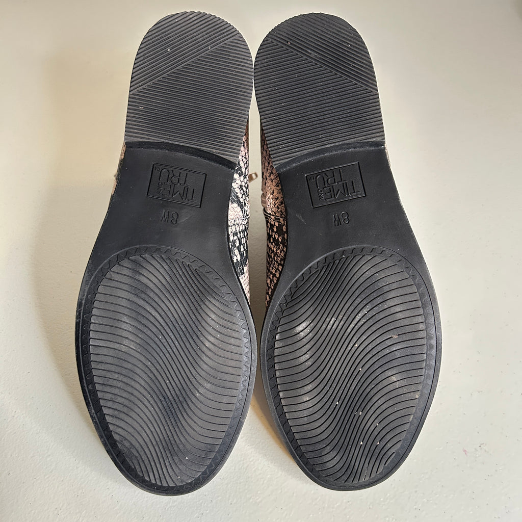 Time and Tru Ankle Boot Snake Print Zip Sides Size 8W