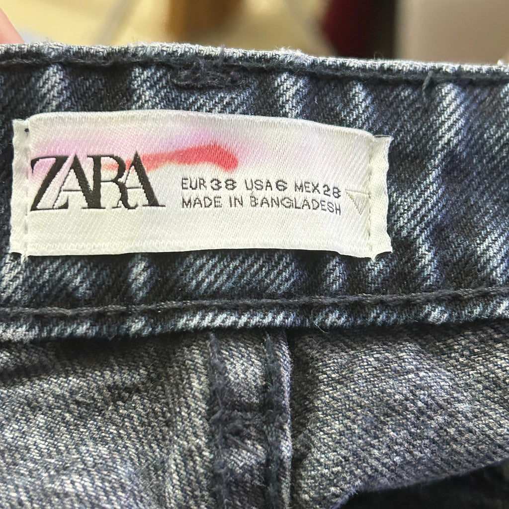 Zara Women’s Blue Straight Leg Jeans Size 6