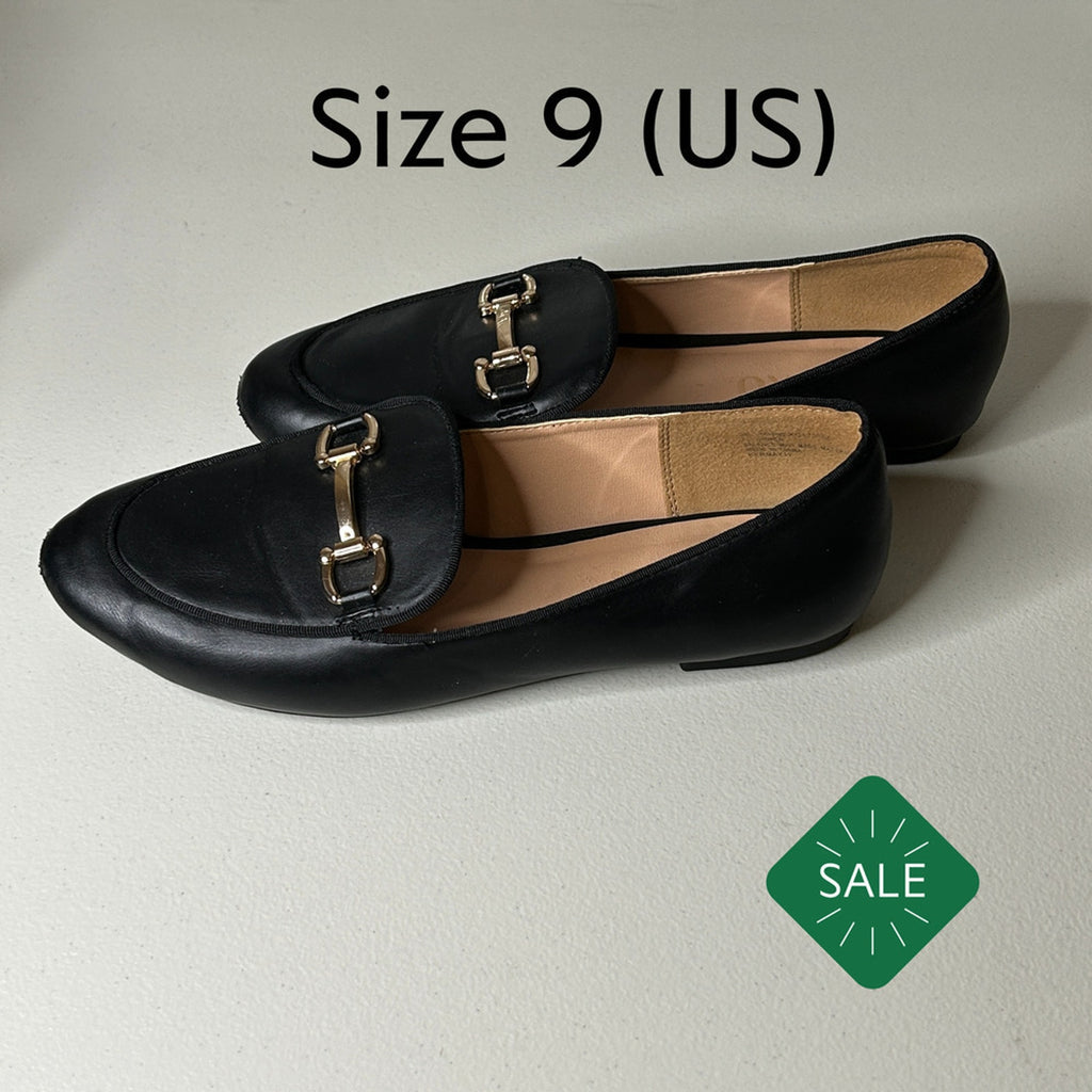 XOXO Women’s Casual Flats Loafers — Size 9 (US), Black #S-7