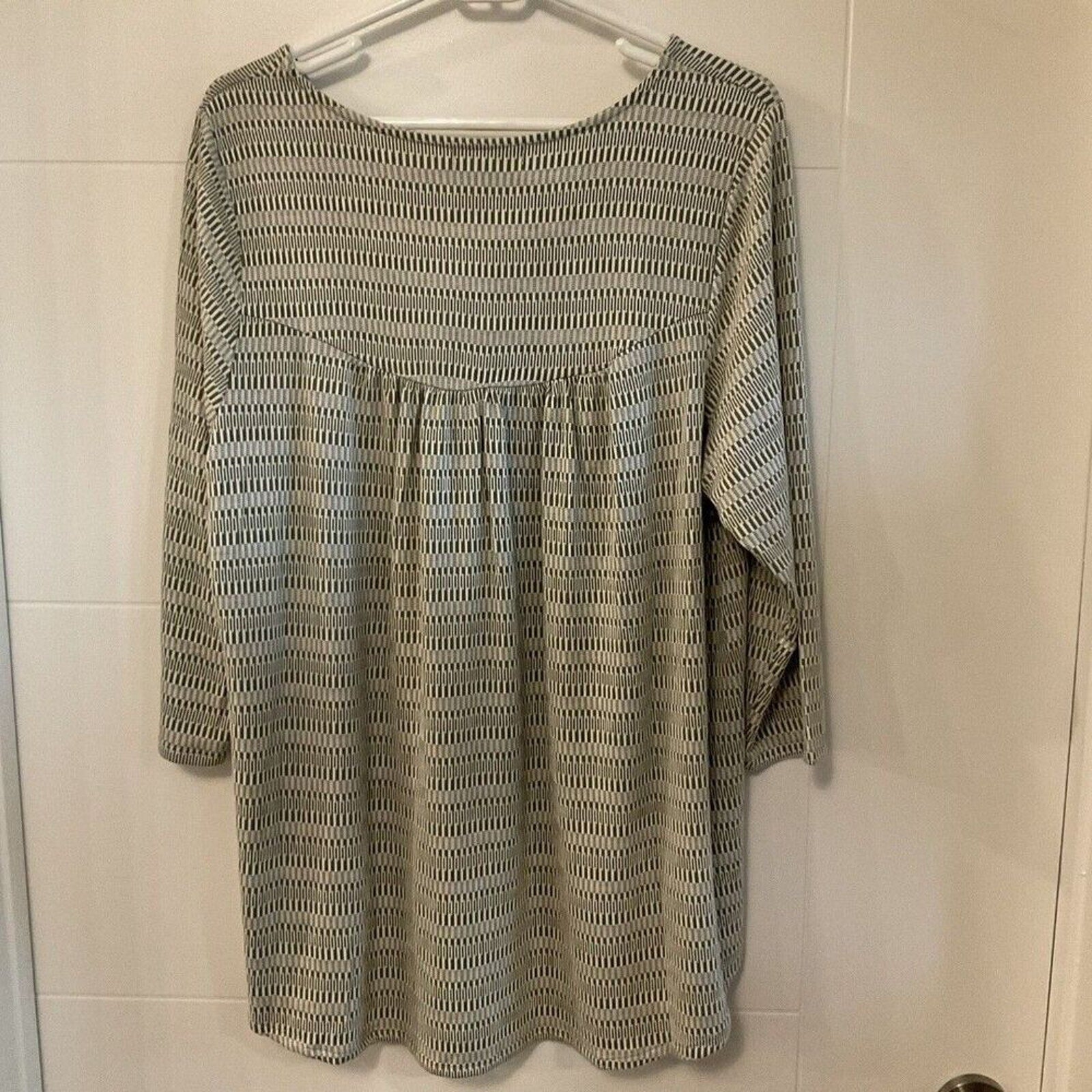 89th & Madison Women’s Boat Neck Top Blouse — Size 1X