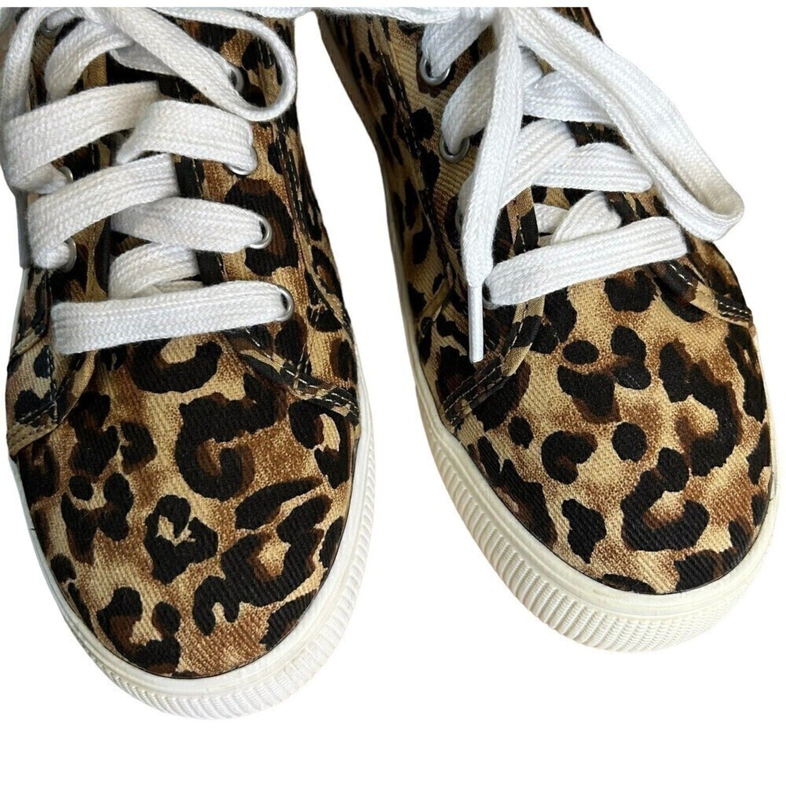 SO® Compelling Women's Platform Sneakers Leopard Sz.9M Memory Foam Insole #1191