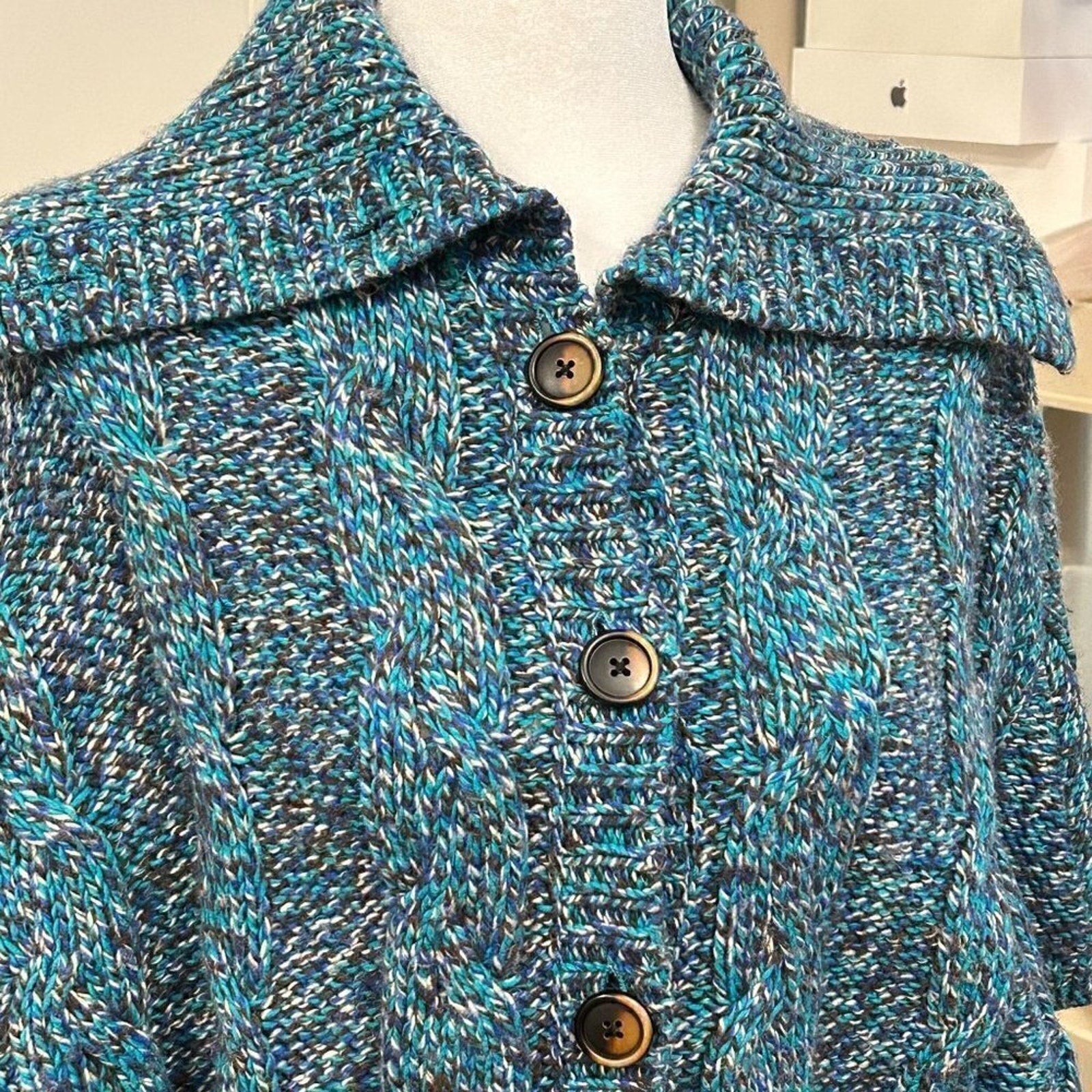 American Eagle Women’s Cable Knit Cardigan – Size ES/S, Bat-Wing Sleeves, Button-Up#BH