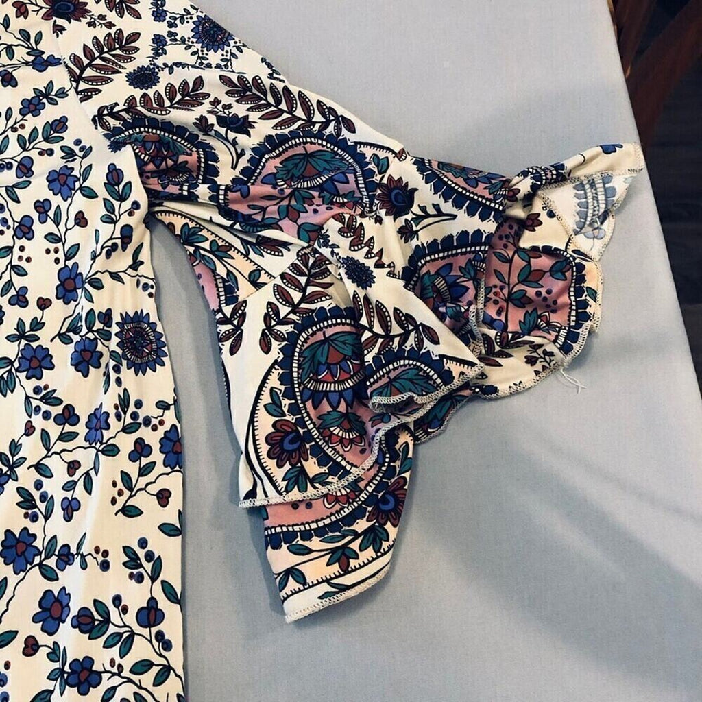 LTX Sportswear - Women's ( XL ) Paisley Print, Bell Sleeves A-line Tunic Blouse