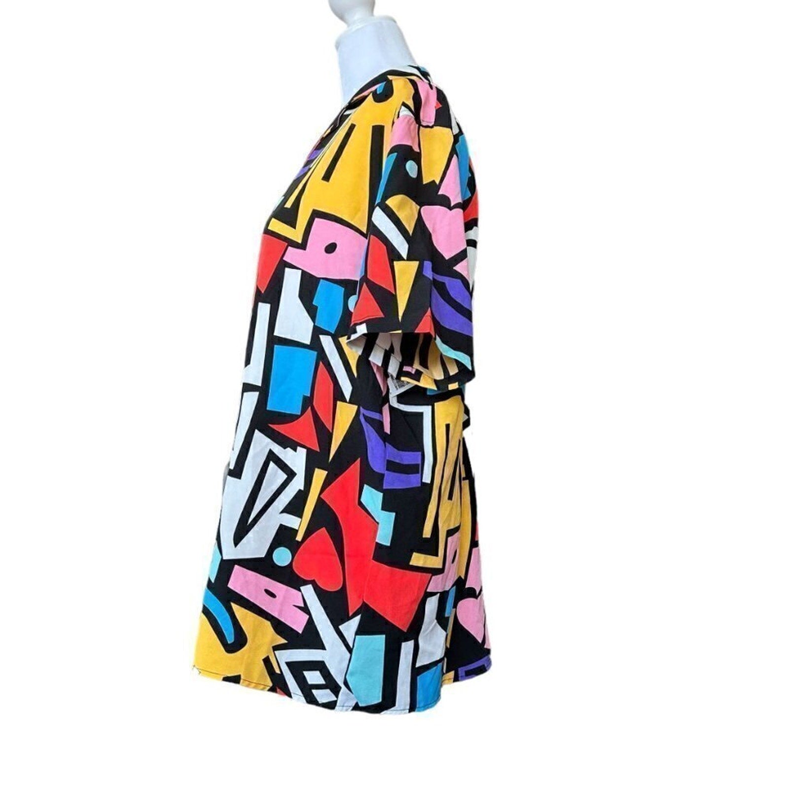 Shein Women's Casual Blouse Size L Colorful Geometric Print Short Sleeve #F1224