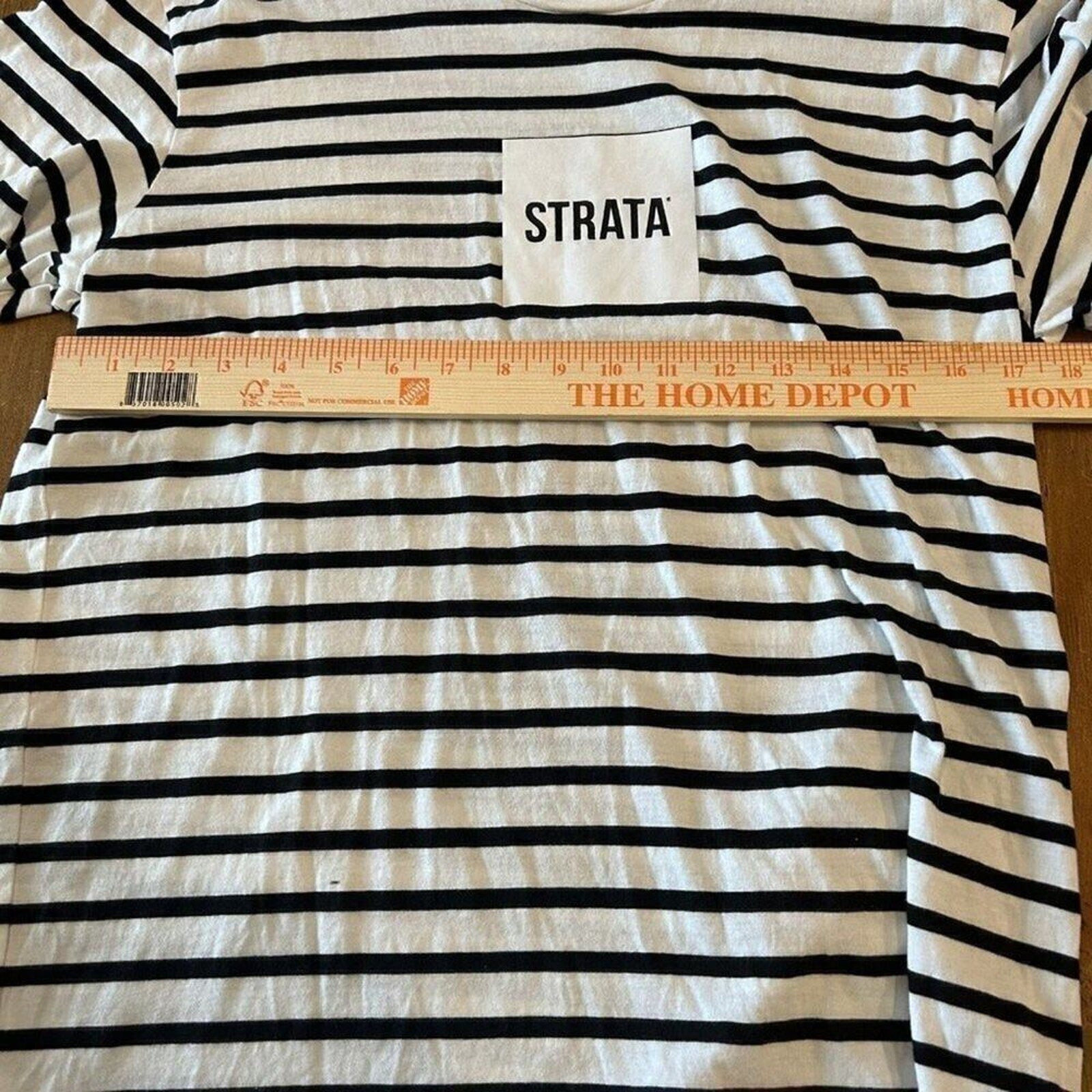 Strata Logo (RARE) Women's Striped T-Shirt, Black/White Size Medium #B1110