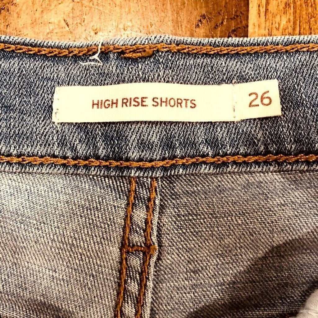 Levis Women's High Rise Distress Blue Denim Jean Shorts Size W 26" Inv(4) # 1064