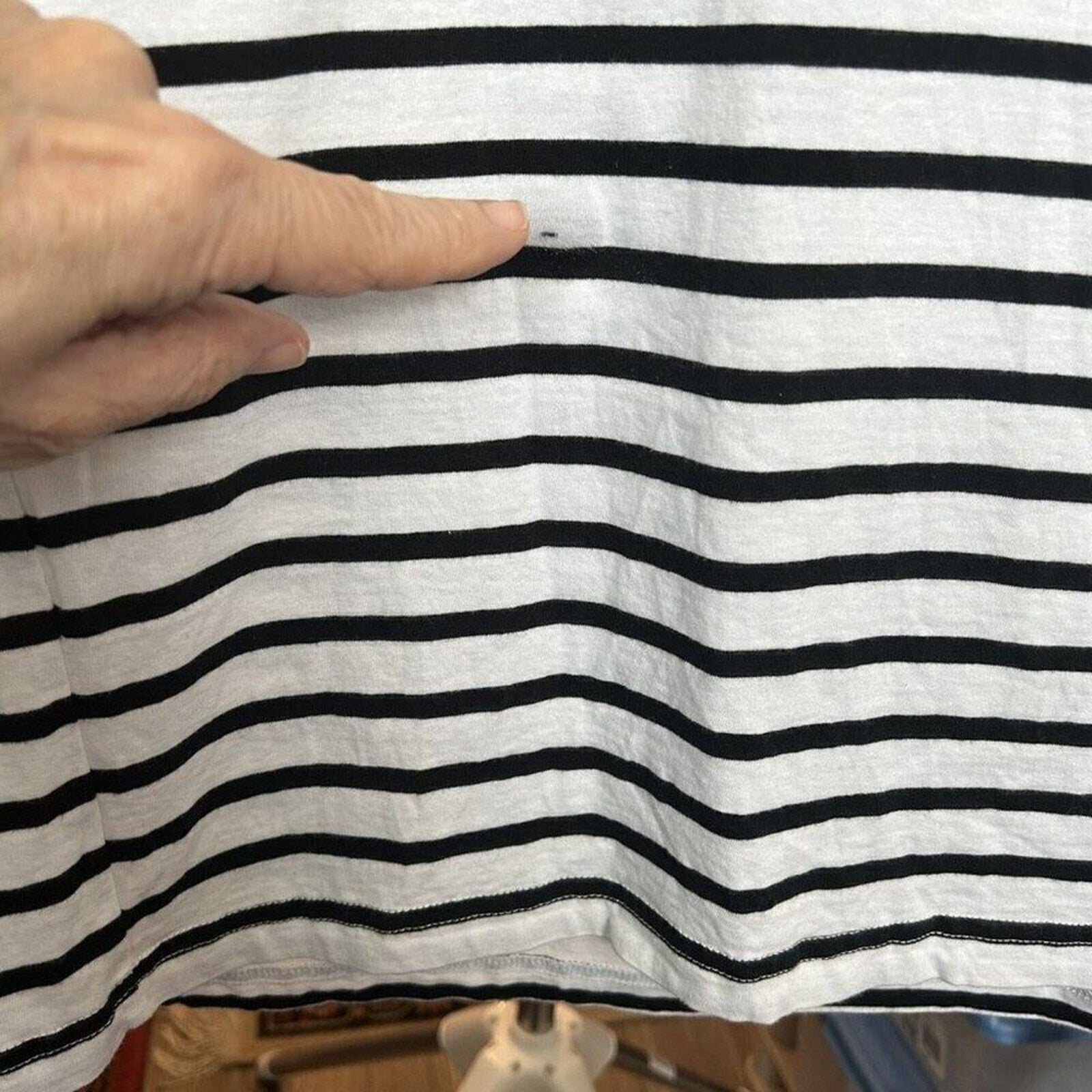 Strata Logo (RARE) Women's Striped T-Shirt, Black/White Size Medium #B1110