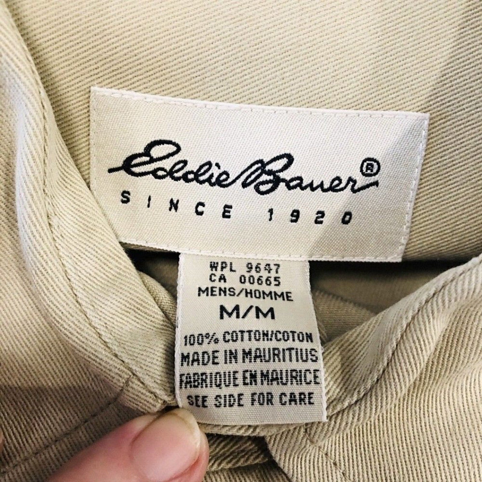 Eddie Bauer 100% cotton khaki tan Oxford button‑down shirt size M