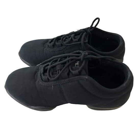 Capezio Women's Canvas Comfort Shoes Size 8 Black Snug Fit Canvas Uppers #1535