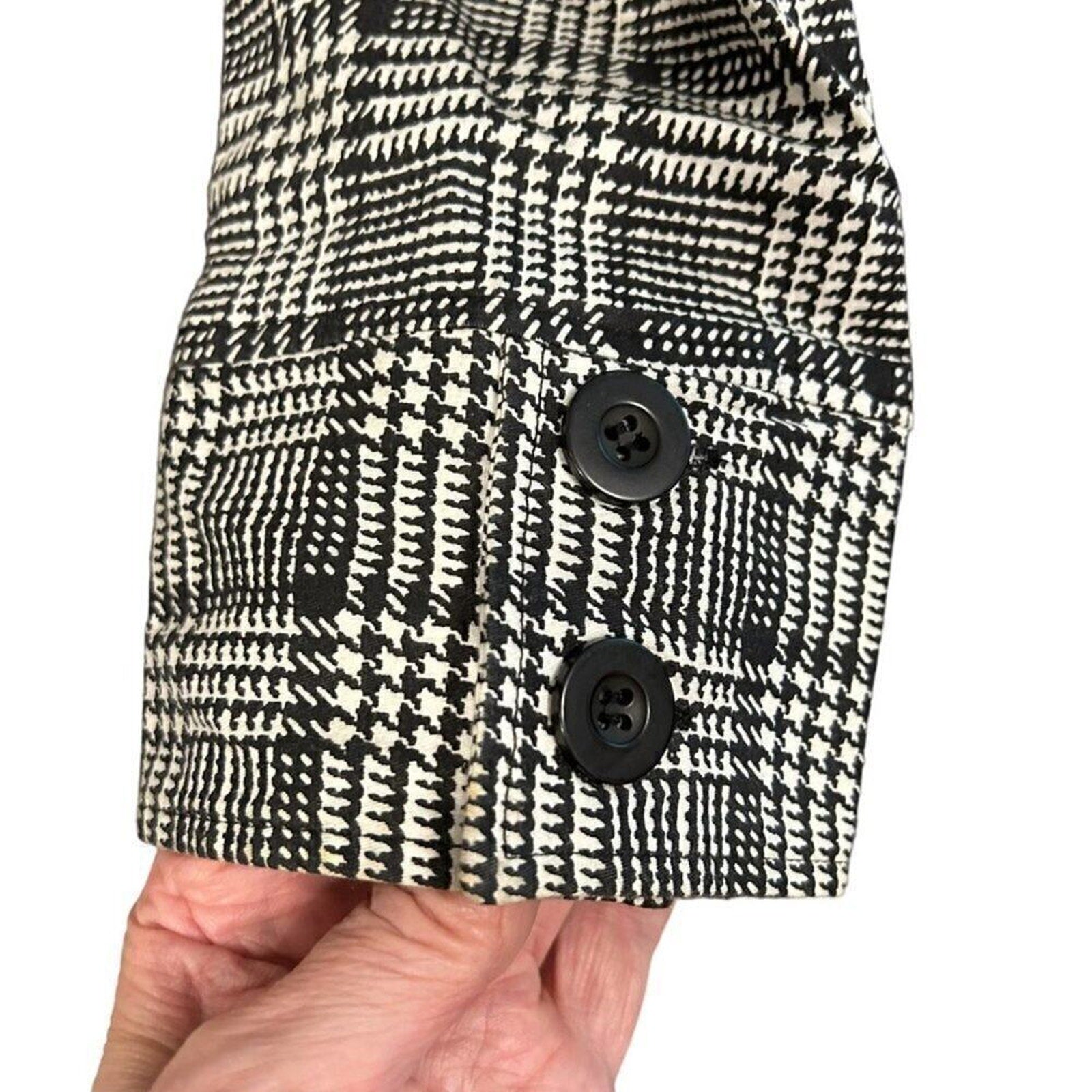 Trend Set Women's Stretch Originals Houndstooth Design Short Jacket Sz. (L) #BH