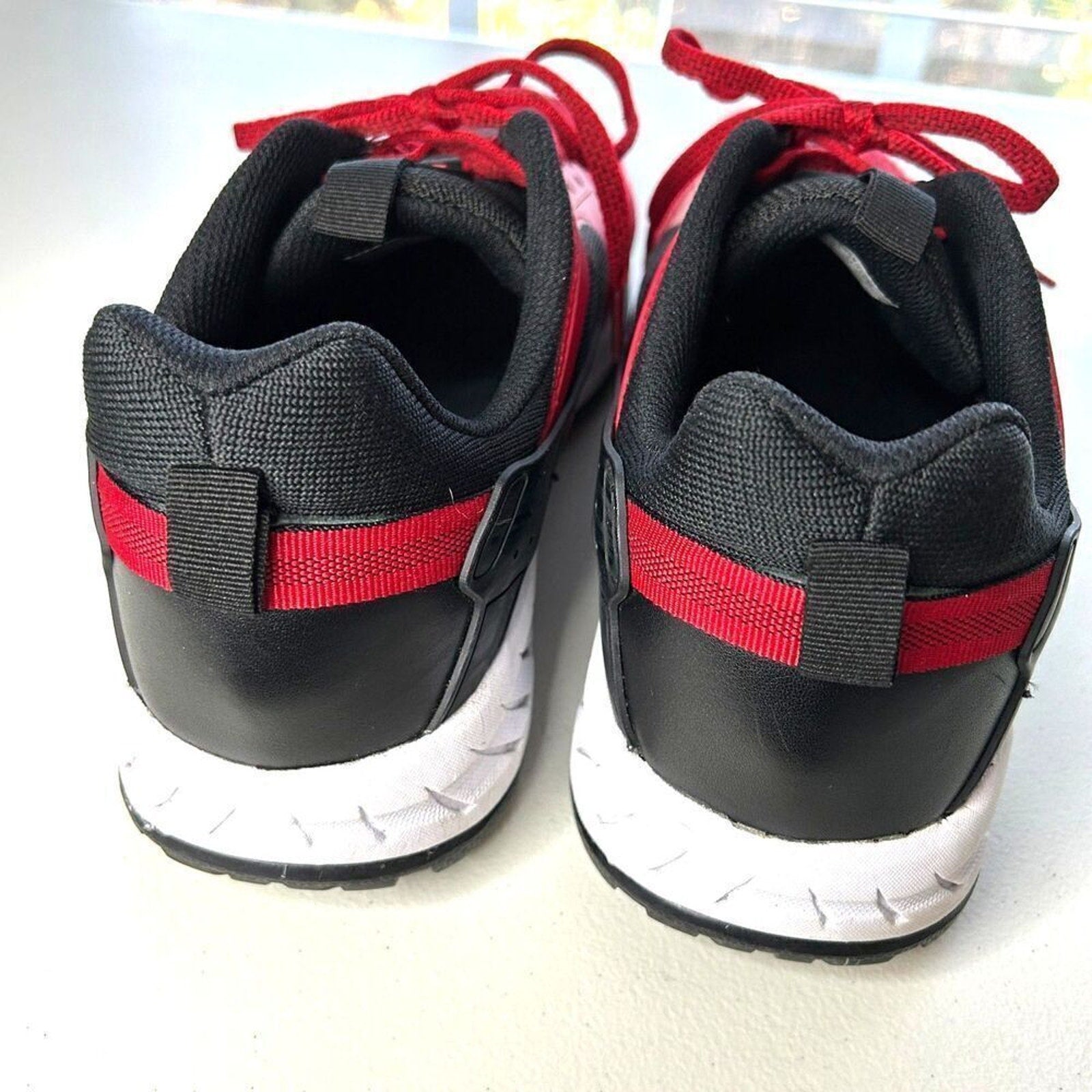 ProPet Visp Men’s Hiking Shoes — Red/Black, Size 11 (Wide) #S5