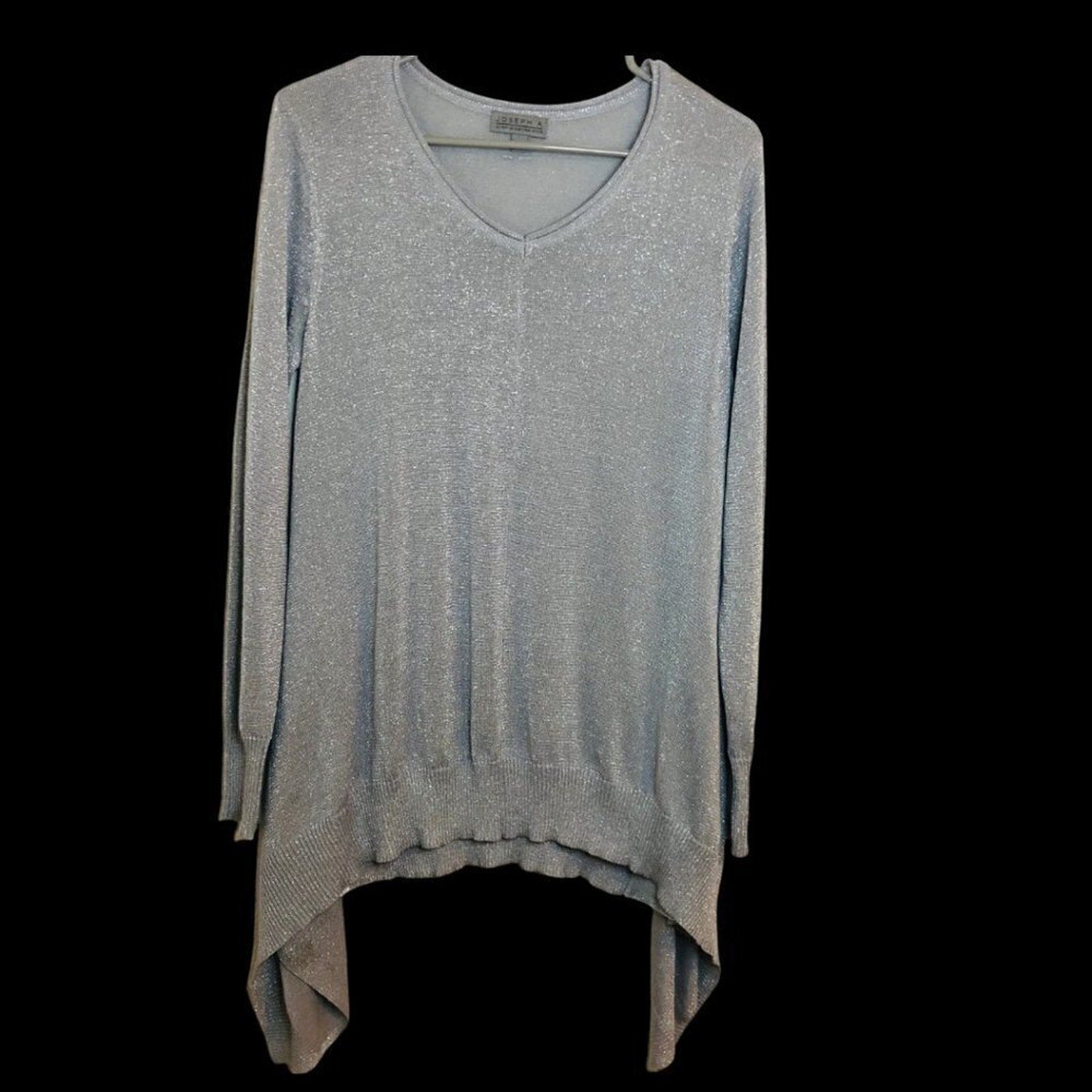 Joseph A. Women's Silver / Sparkle Silk Top Size (M)