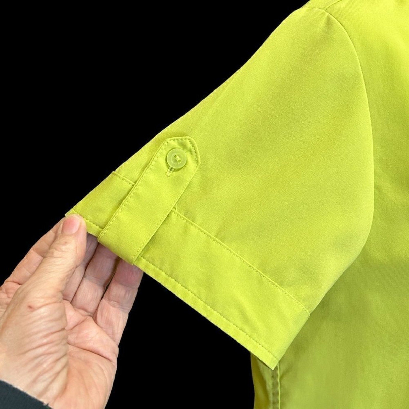 Joanna Women's Blouse Size L, Lime Green Top Short Sleeve #B1465