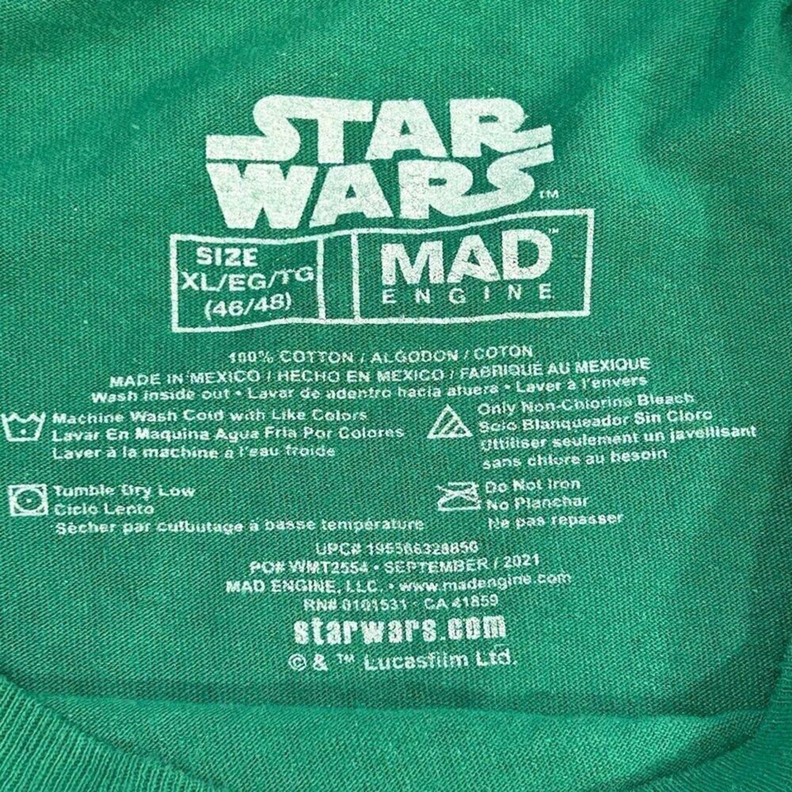 Star Wars Mandalorian Men's Baby Yoda Christmas T-Shirt Sz. XL #N14